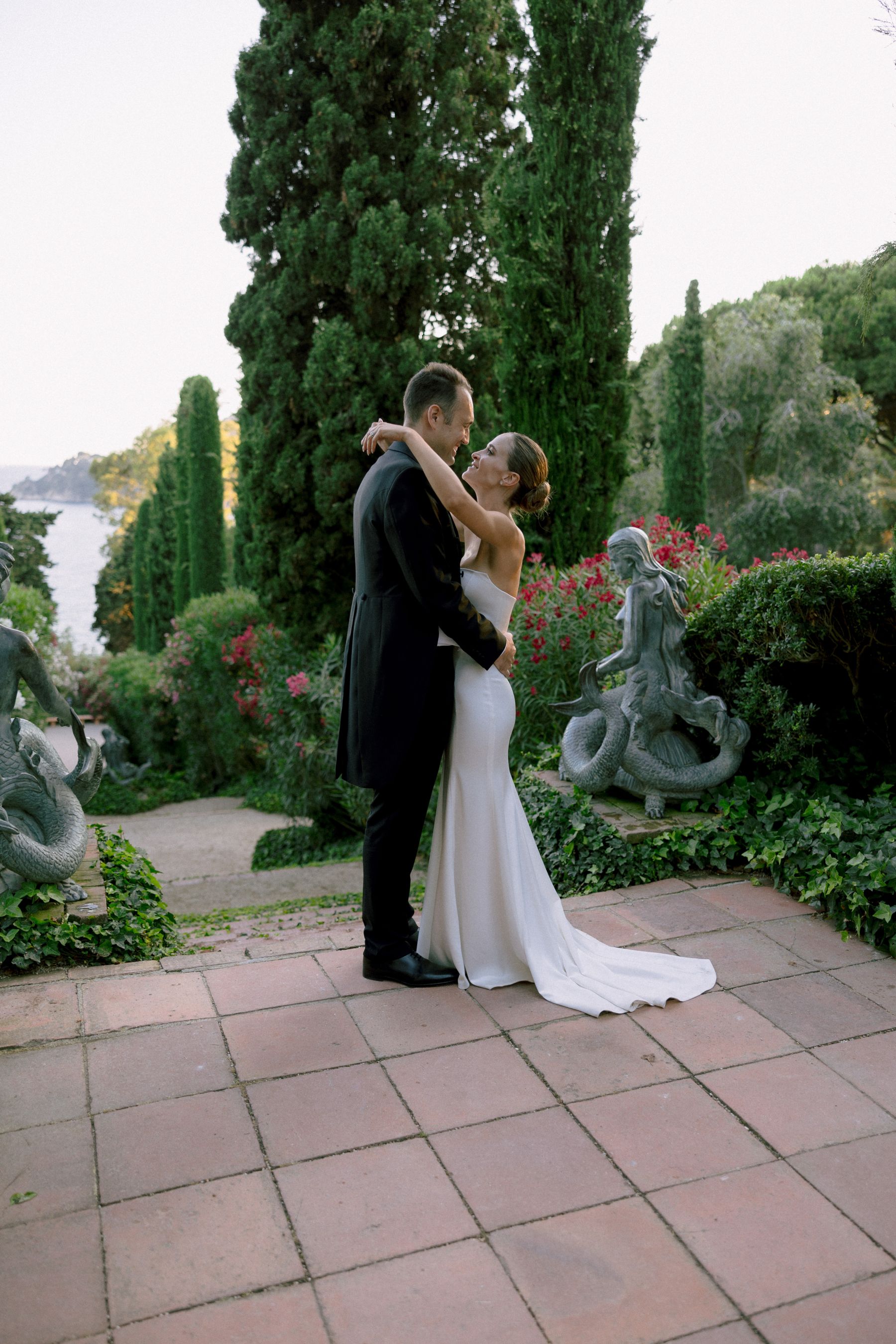 Where Sea Meets Soul: Tatiana and Dan's Elegant Mediterranean Dream at Casa Santa Clotilde photo