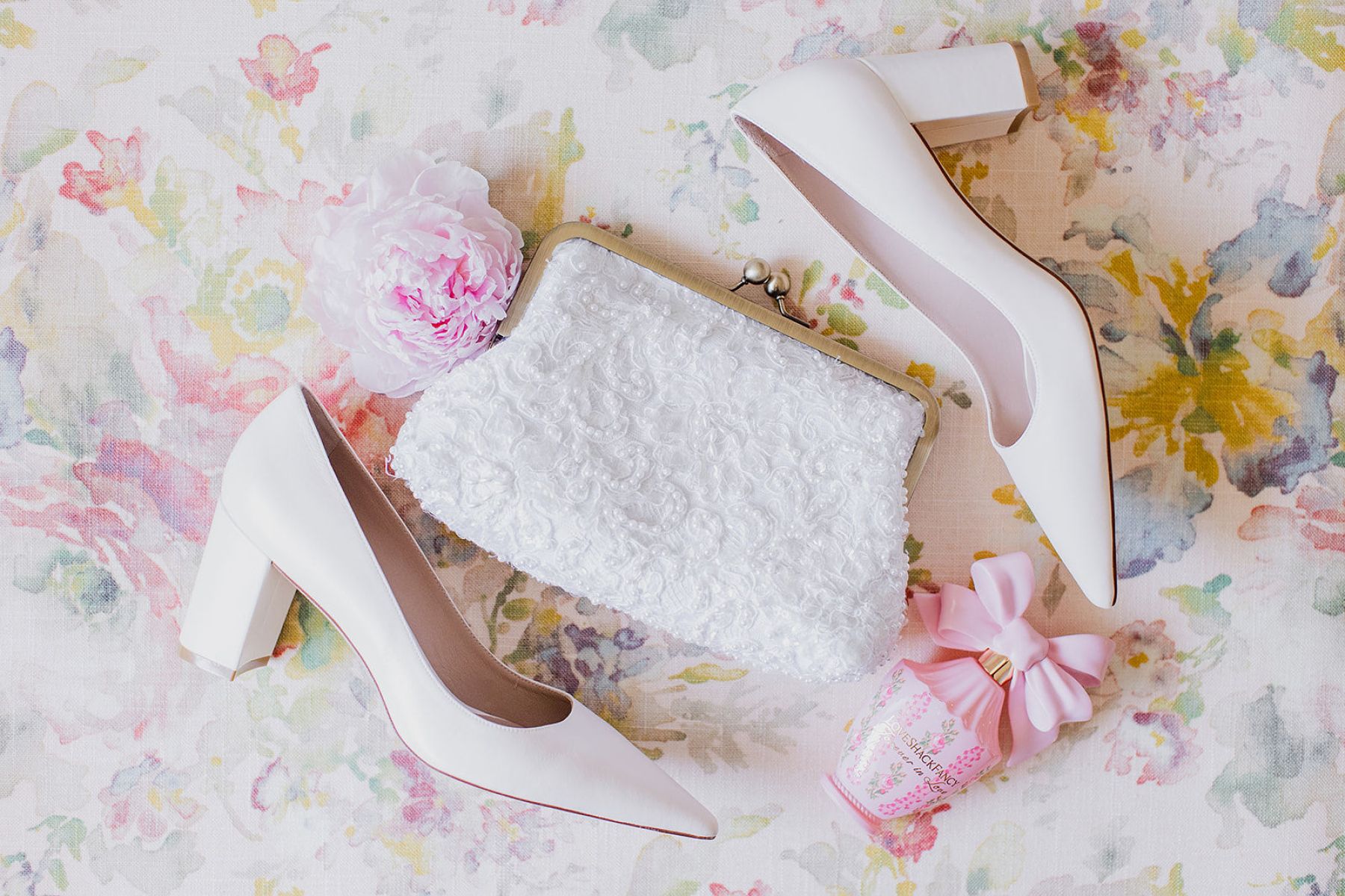 A Love Story in Pink: Caitlin and Zach's Exquisite Wedding at Hamilton Farm Golf Club photo