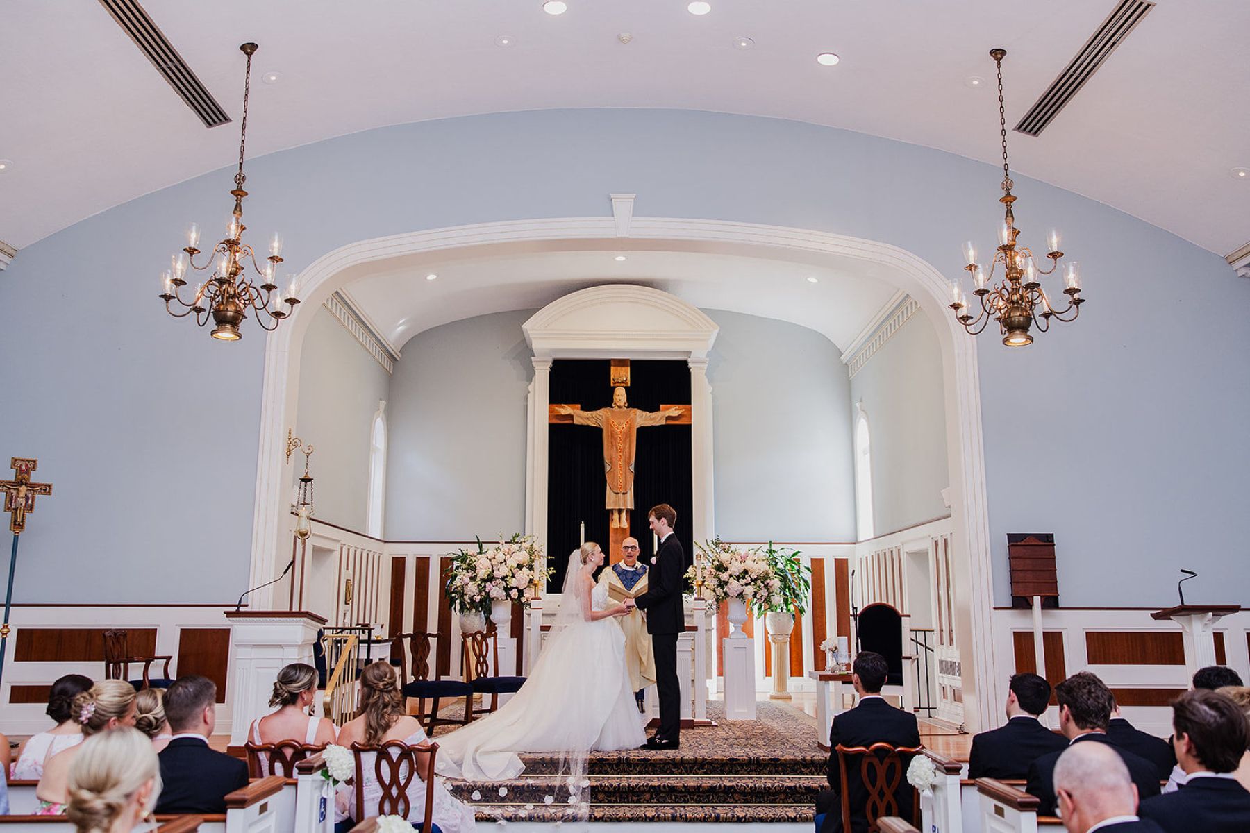 A Love Story in Pink: Caitlin and Zach's Exquisite Wedding at Hamilton Farm Golf Club photo