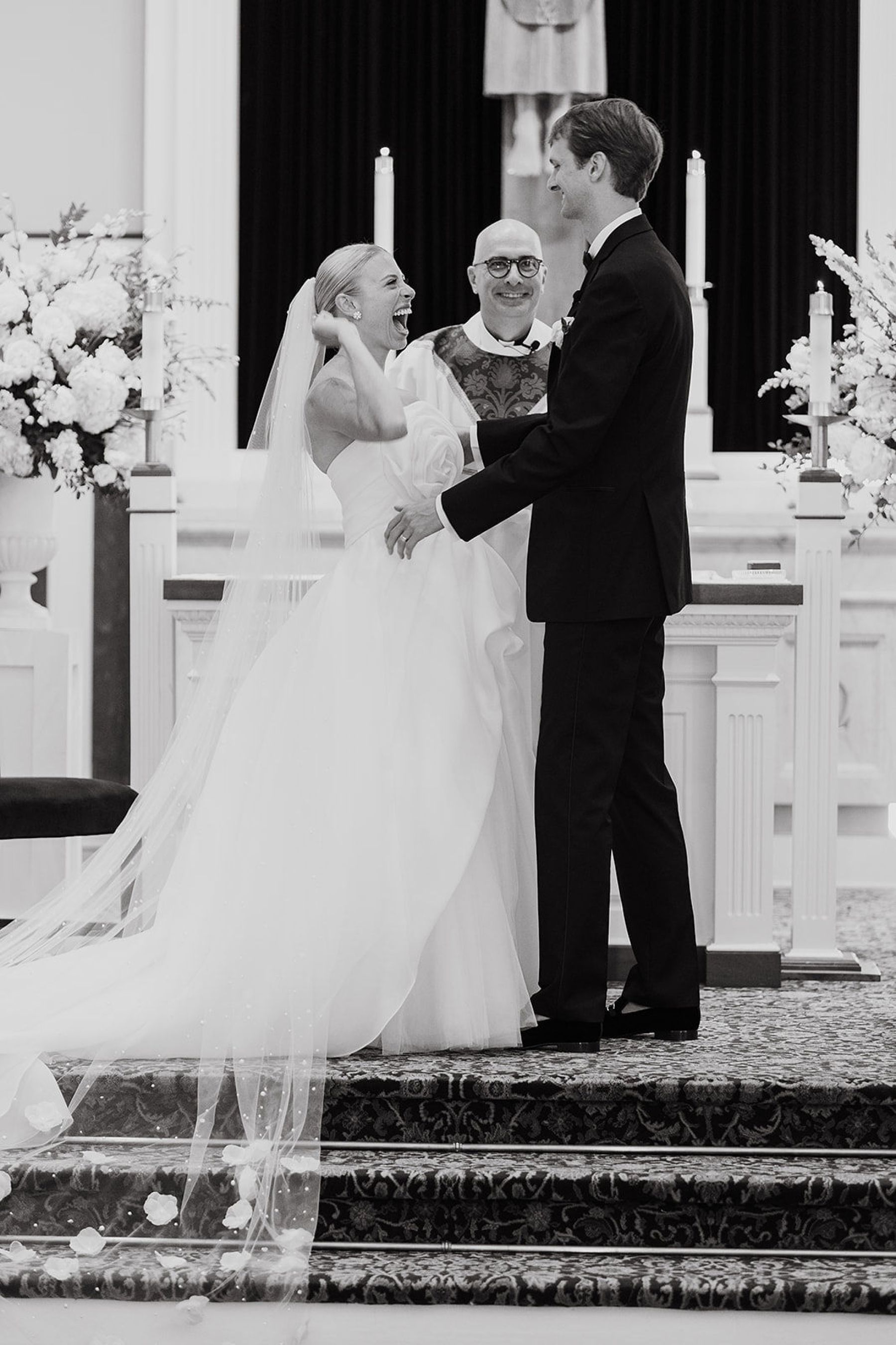 A Love Story in Pink: Caitlin and Zach's Exquisite Wedding at Hamilton Farm Golf Club photo