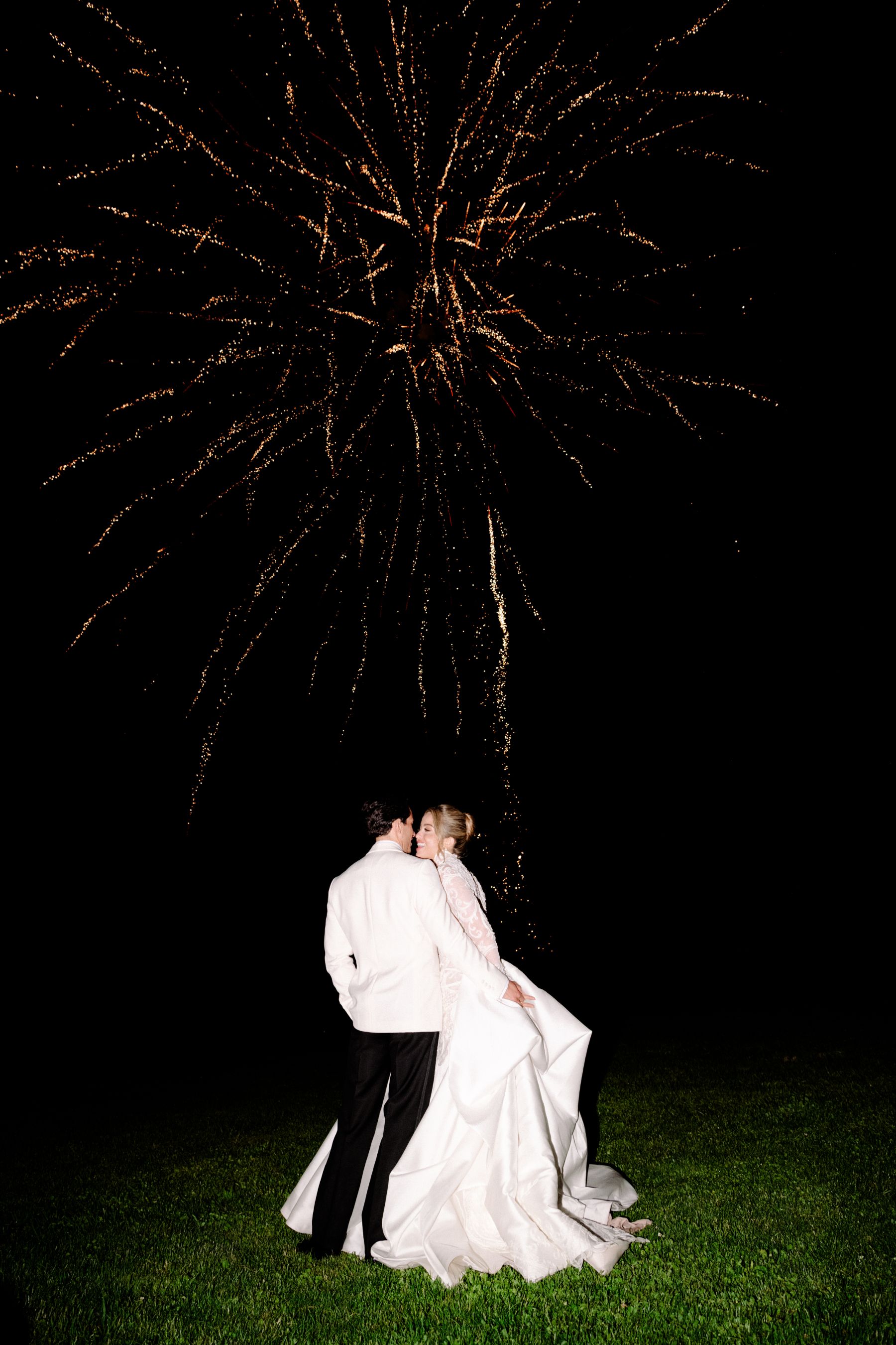 Old Hollywood in Cognac: Samantha and Oliver's Vintage Glamour Wedding at No3 the Chateau photo