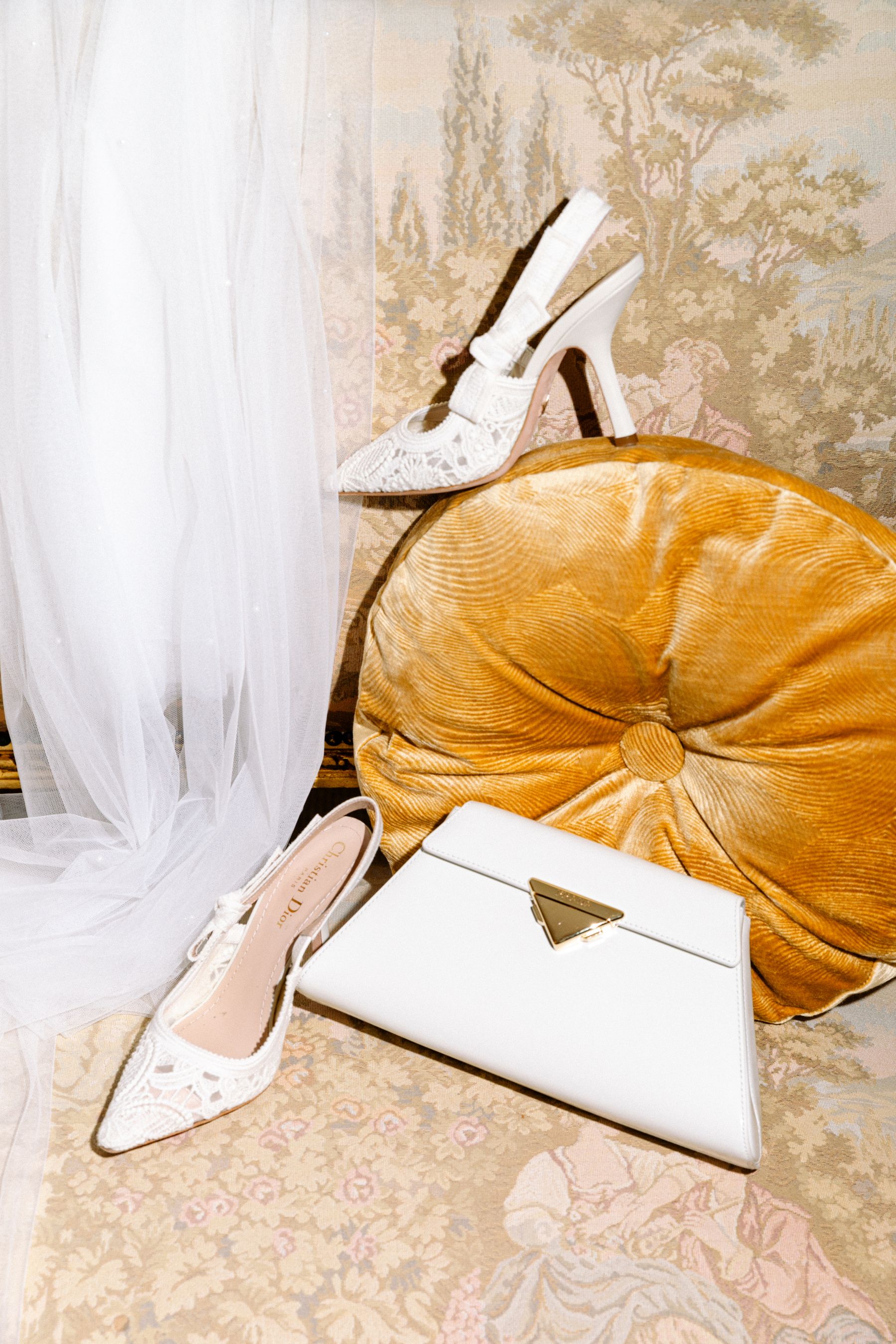 Old Hollywood in Cognac: Samantha and Oliver's Vintage Glamour Wedding at No3 the Chateau photo