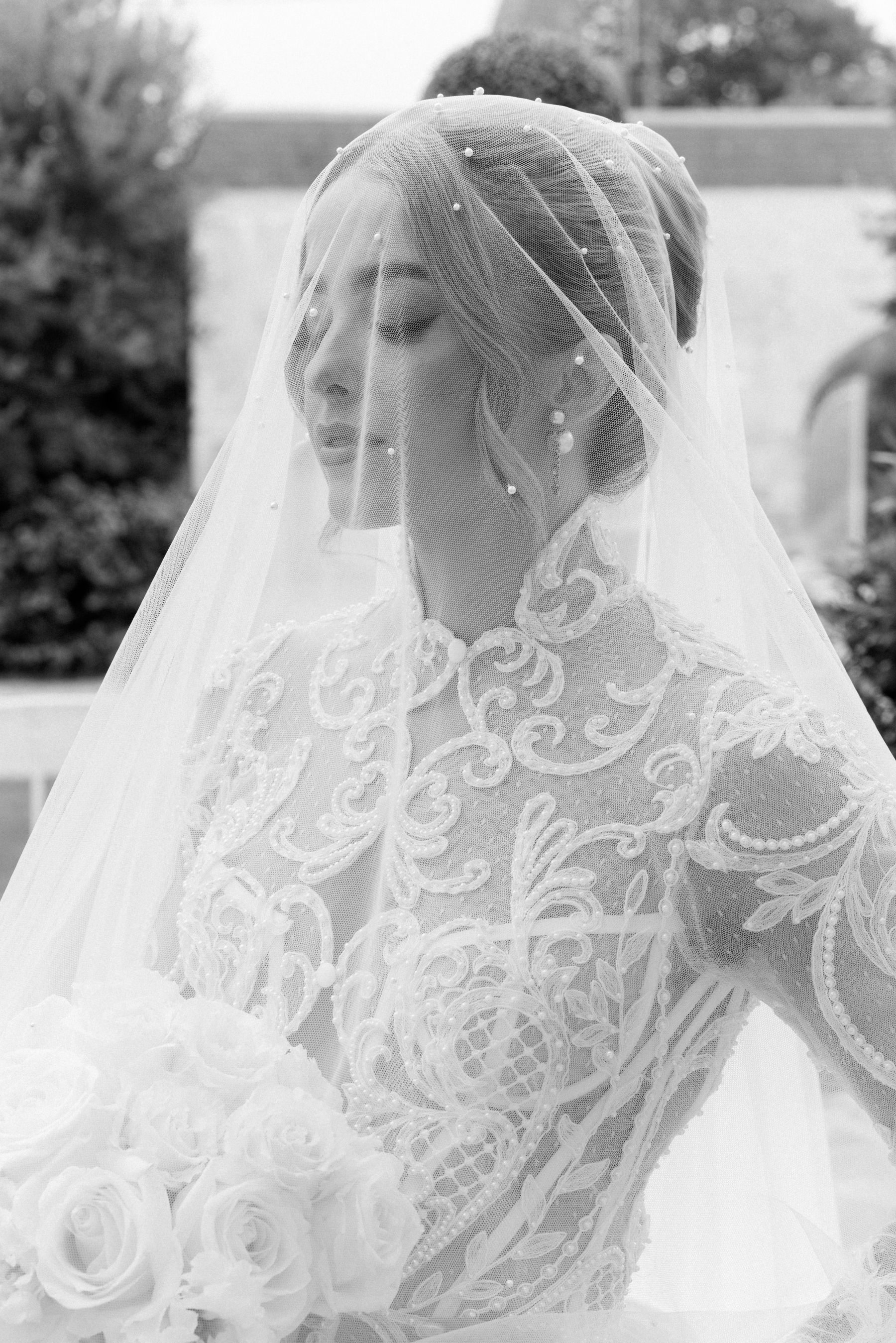 Old Hollywood in Cognac: Samantha and Oliver's Vintage Glamour Wedding at No3 the Chateau photo