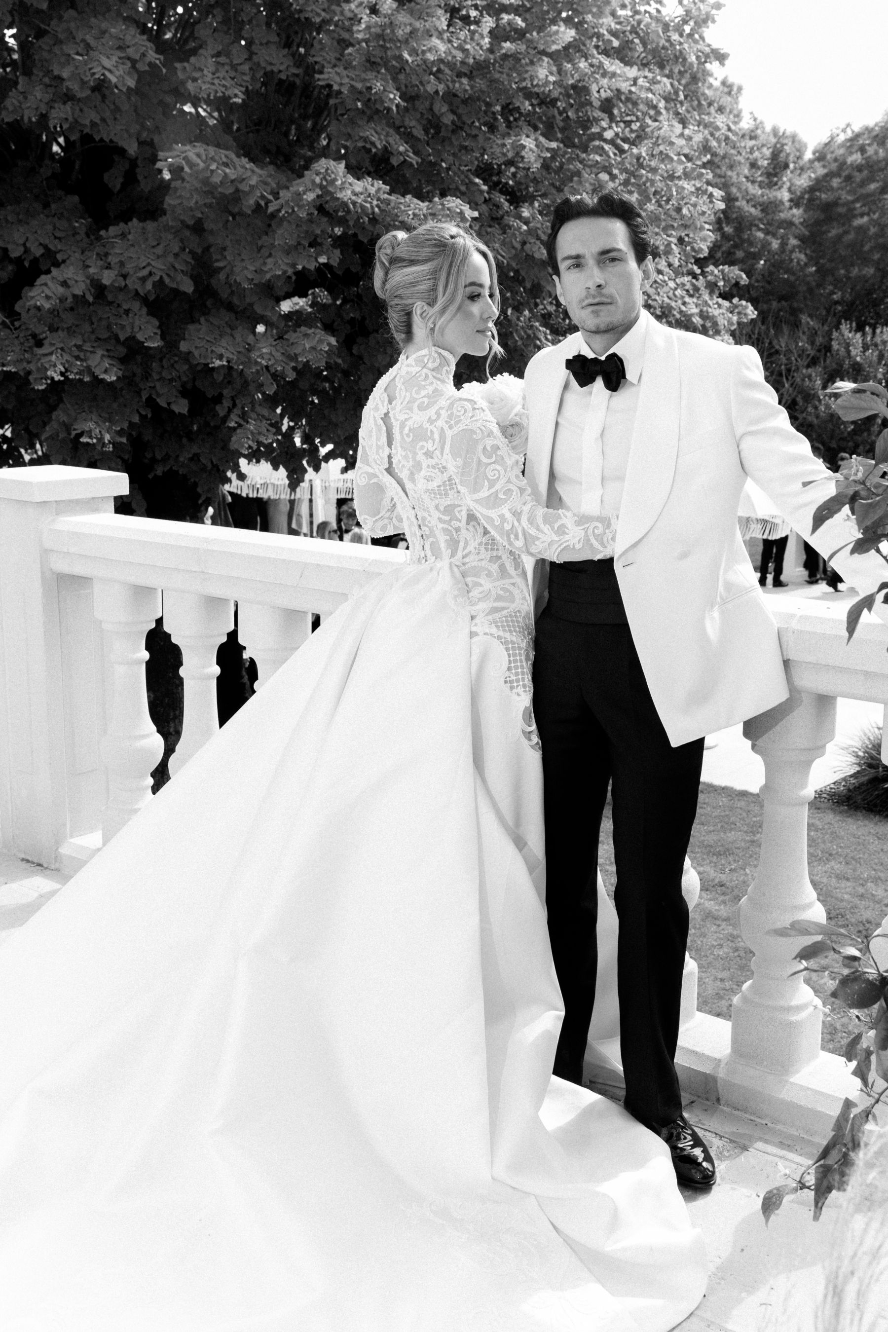 Old Hollywood in Cognac: Samantha and Oliver's Vintage Glamour Wedding at No3 the Chateau photo