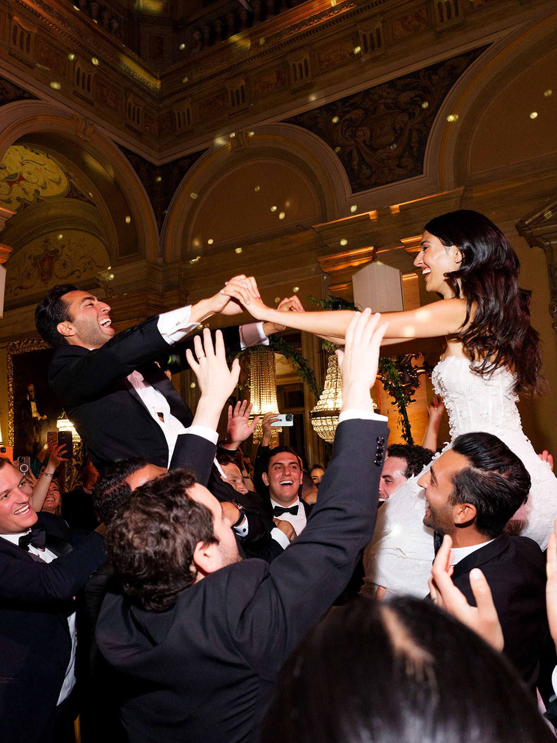 Echoes of La Dolce Vita: Celebrating Daniella and Kevin’s Love at Villa Erba photo