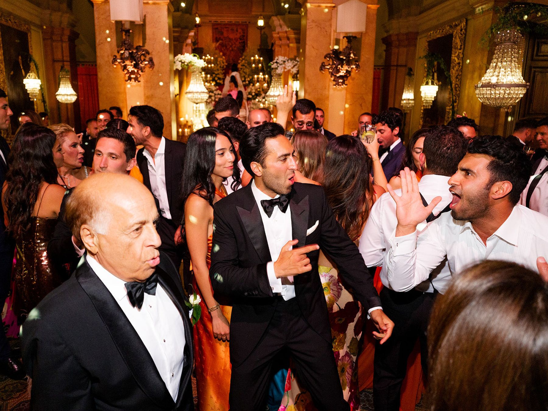 Echoes of La Dolce Vita: Celebrating Daniella and Kevin’s Love at Villa Erba photo