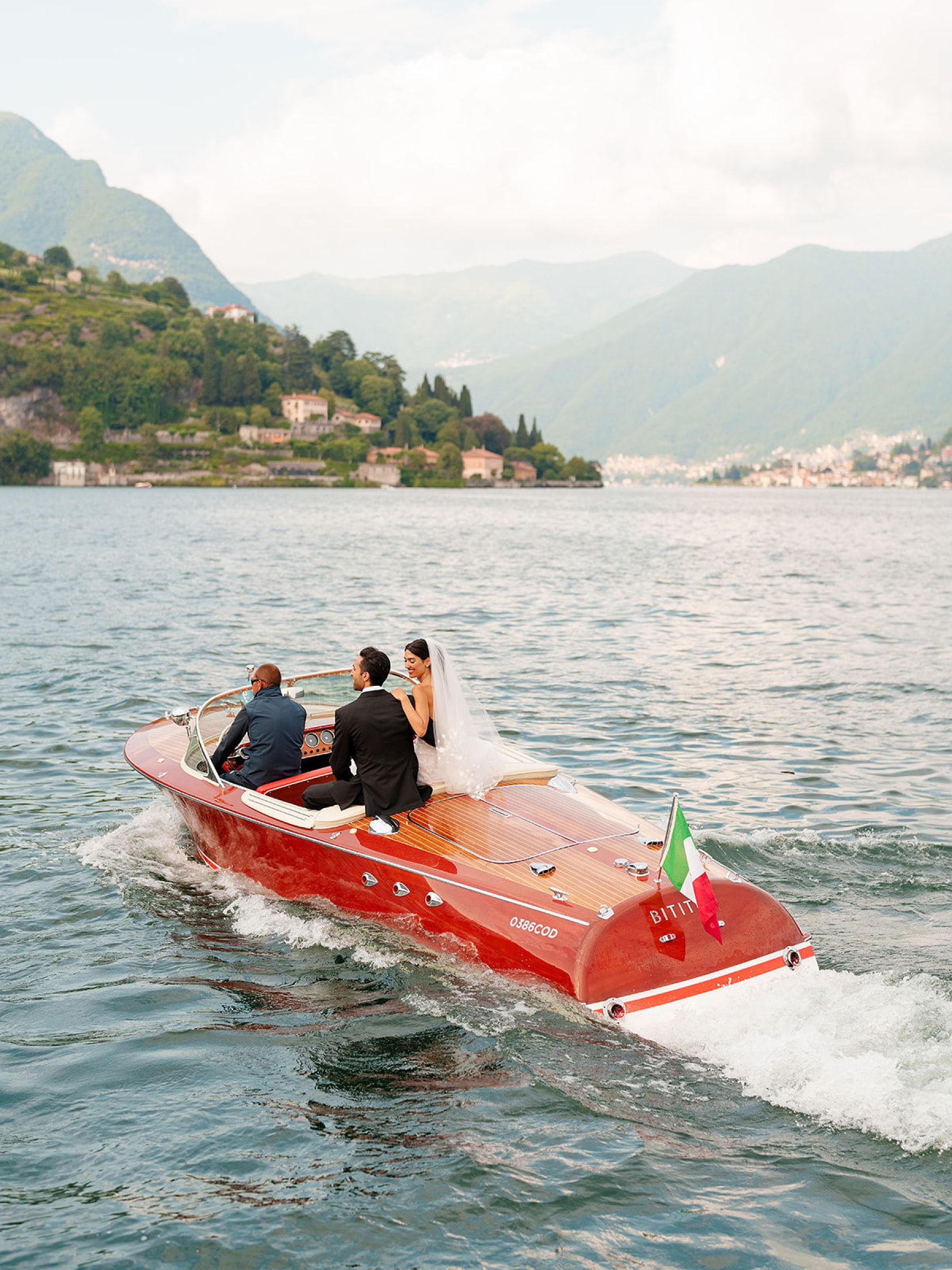 Echoes of La Dolce Vita: Celebrating Daniella and Kevin’s Love at Villa Erba photo