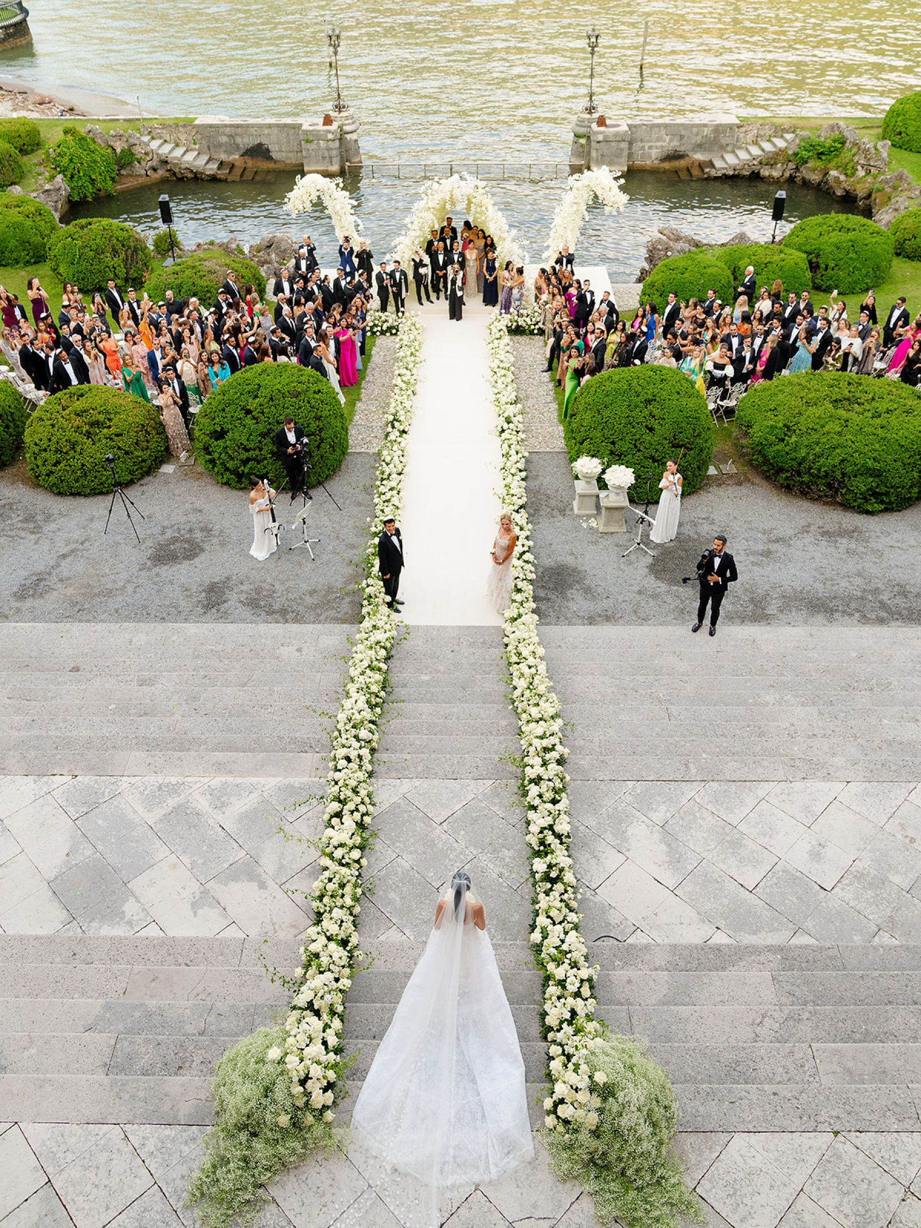 Echoes of La Dolce Vita: Celebrating Daniella and Kevin’s Love at Villa Erba photo