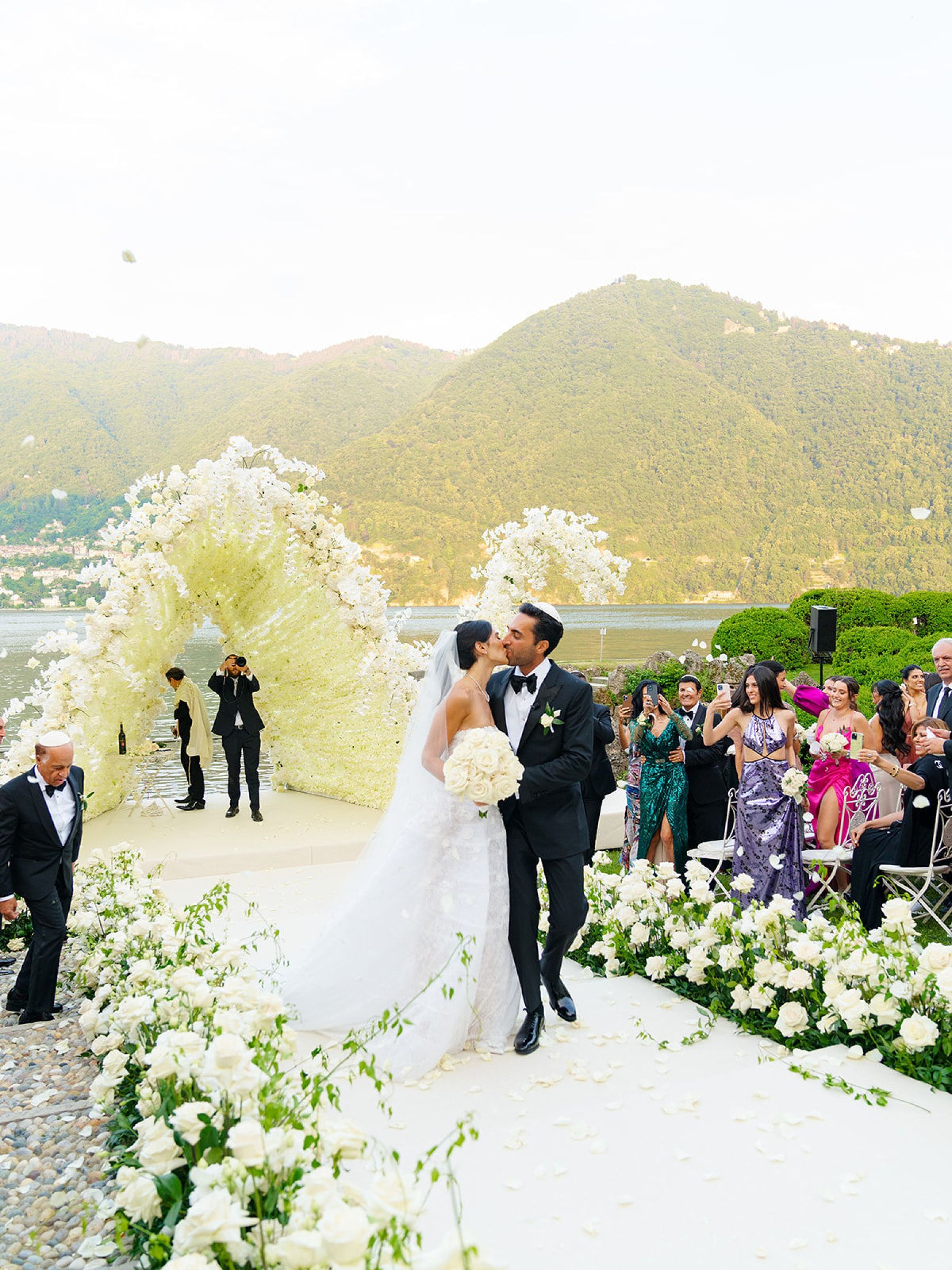 Echoes of La Dolce Vita: Celebrating Daniella and Kevin’s Love at Villa Erba photo