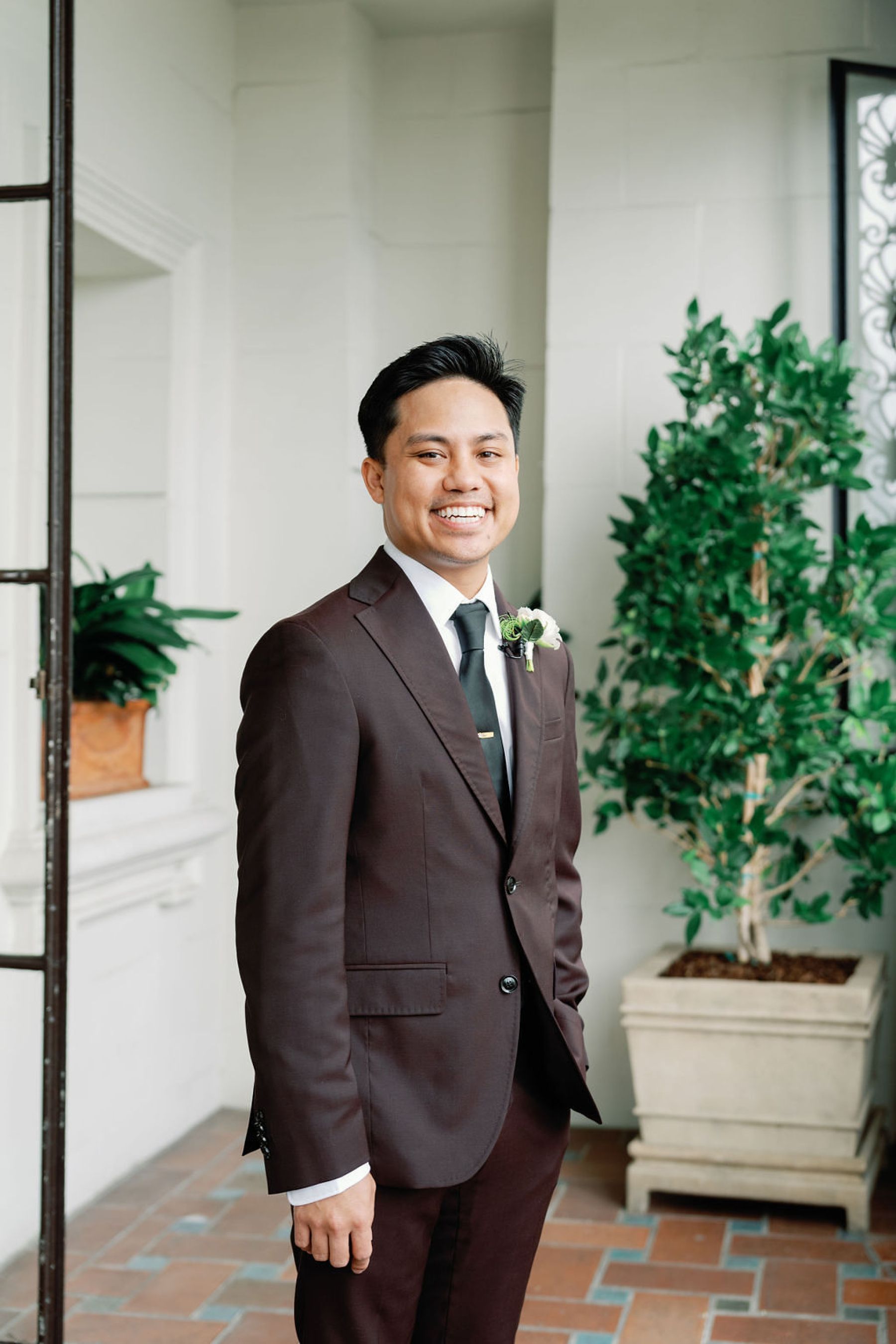 Heart in the City: Kerrie &amp; Daniel’s Elegant Wedding at San Francisco City Hall photo