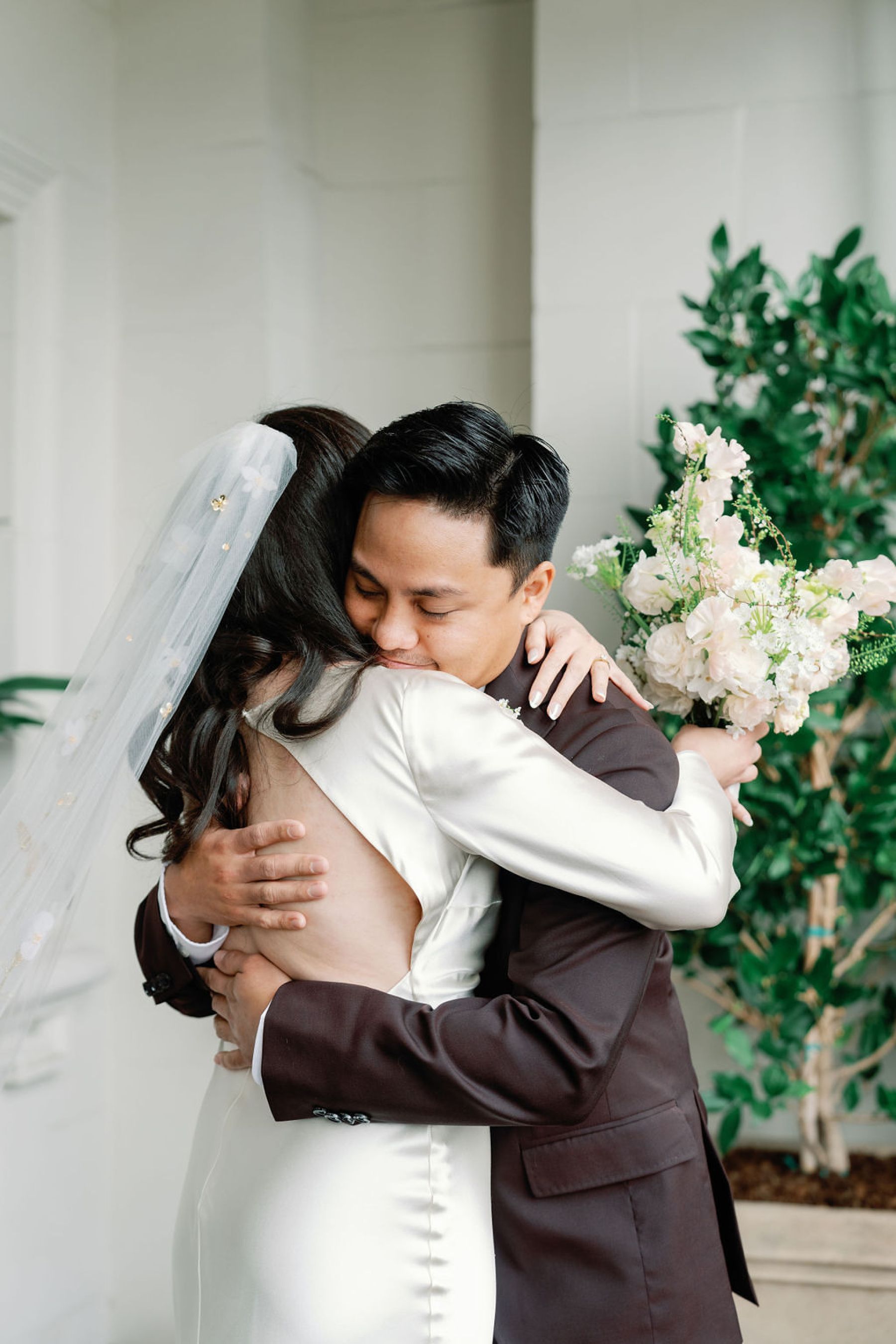 Heart in the City: Kerrie &amp; Daniel’s Elegant Wedding at San Francisco City Hall photo