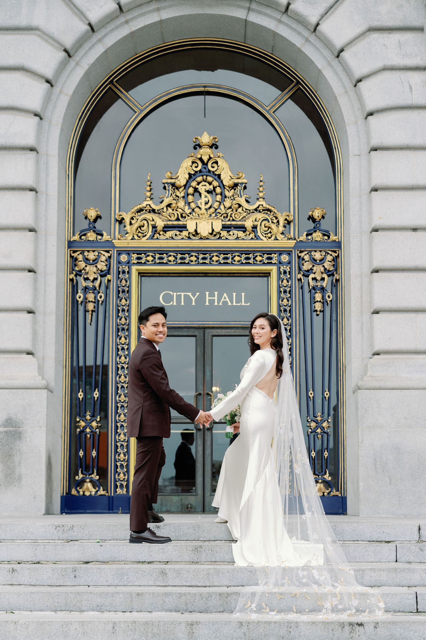 Heart in the City: Kerrie &amp; Daniel’s Elegant Wedding at San Francisco City Hall photo