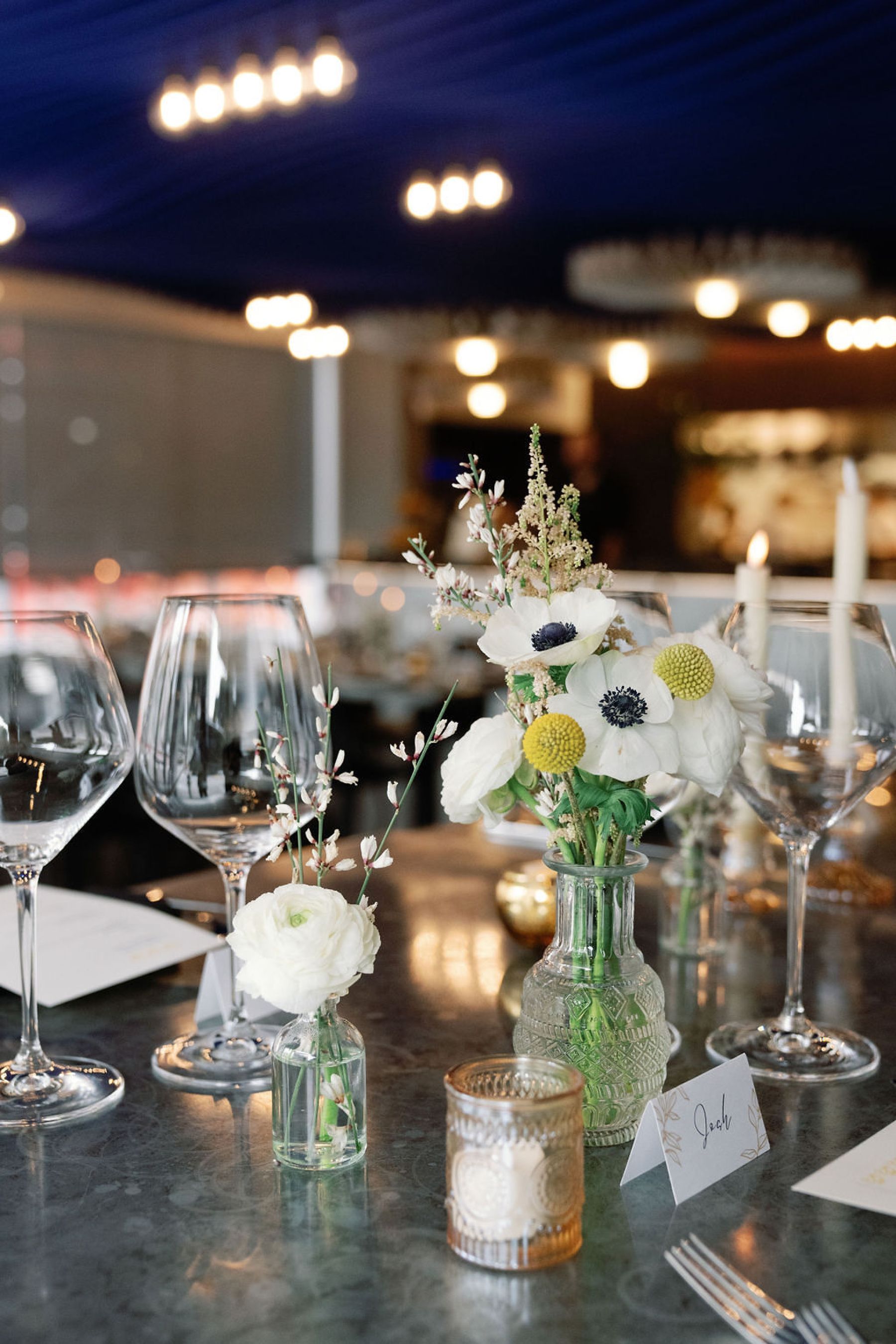 Heart in the City: Kerrie &amp; Daniel’s Elegant Wedding at San Francisco City Hall photo