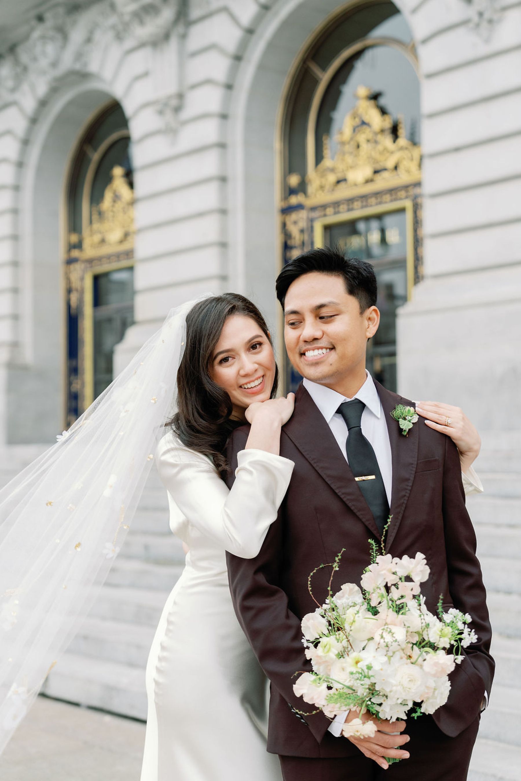 Heart in the City: Kerrie &amp; Daniel’s Elegant Wedding at San Francisco City Hall photo