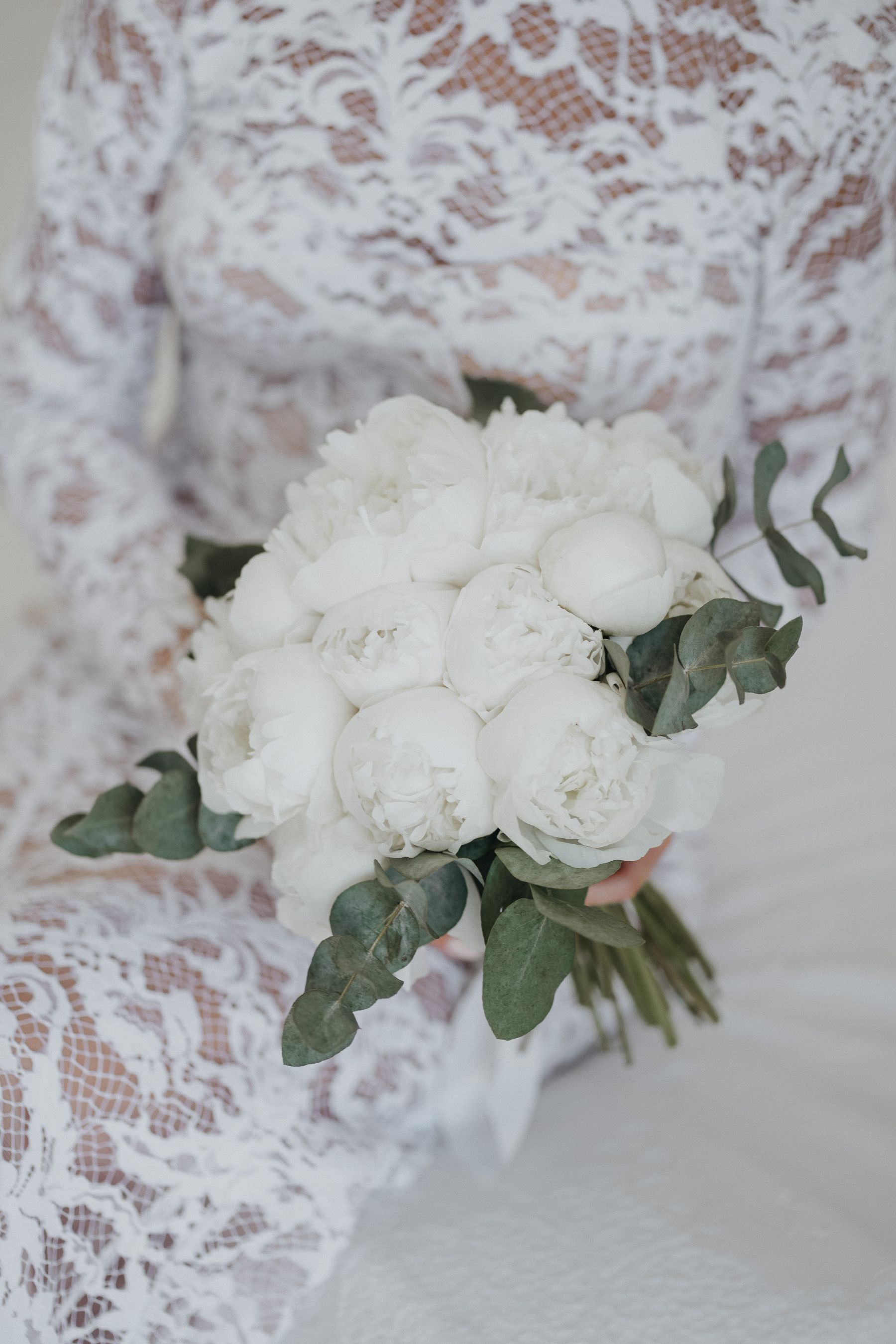Waves of Love: Eleonora and Lorenzo's Magical Wedding at Castello Tafuri photo