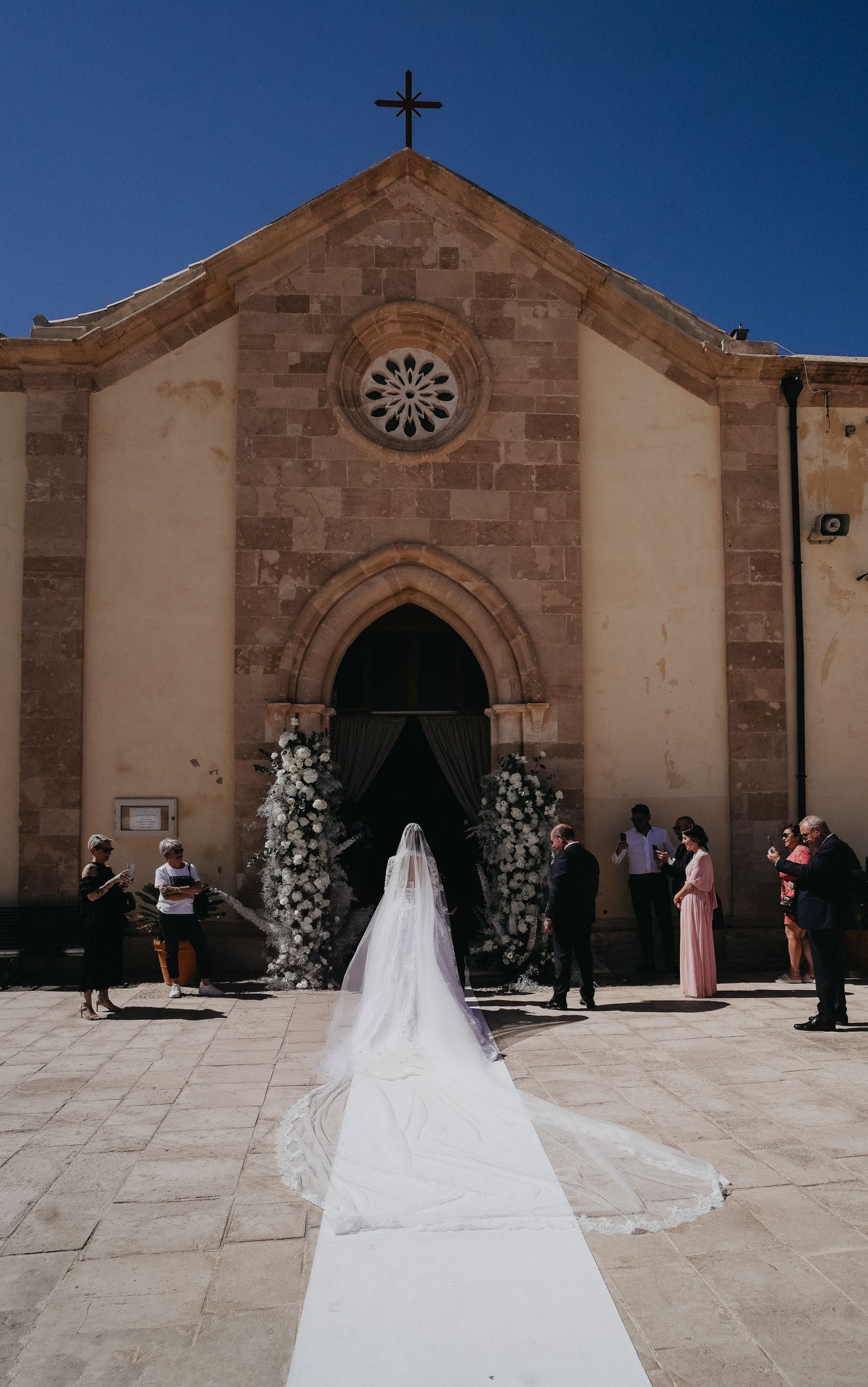 Waves of Love: Eleonora and Lorenzo's Magical Wedding at Castello Tafuri photo