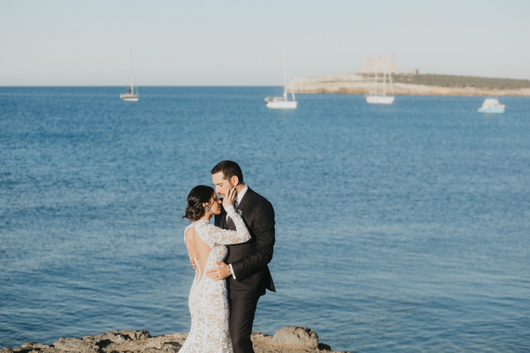 Waves of Love: Eleonora and Lorenzo's Magical Wedding at Castello Tafuri photo