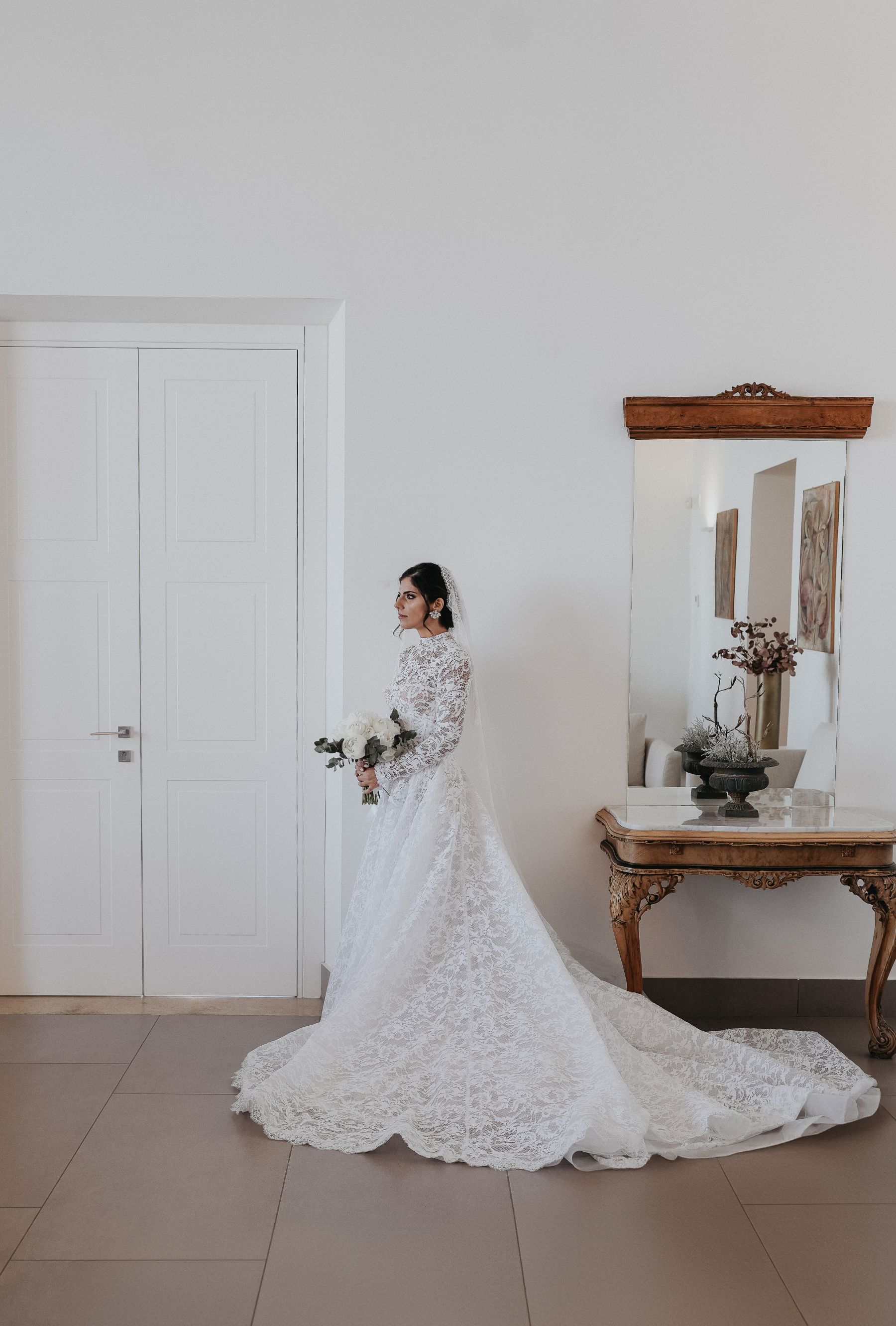 Waves of Love: Eleonora and Lorenzo's Magical Wedding at Castello Tafuri photo