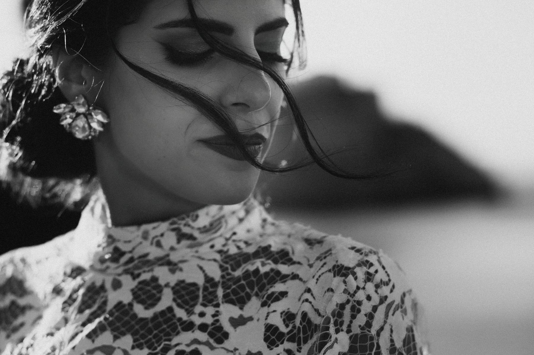 Waves of Love: Eleonora and Lorenzo's Magical Wedding at Castello Tafuri photo