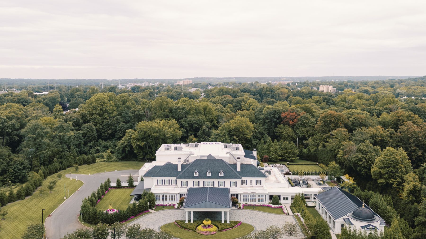 Old World Charm Meets Modern Love: Giovanna and Matthew's Dream Wedding at Shadowbrook at Shrewsbury photo
