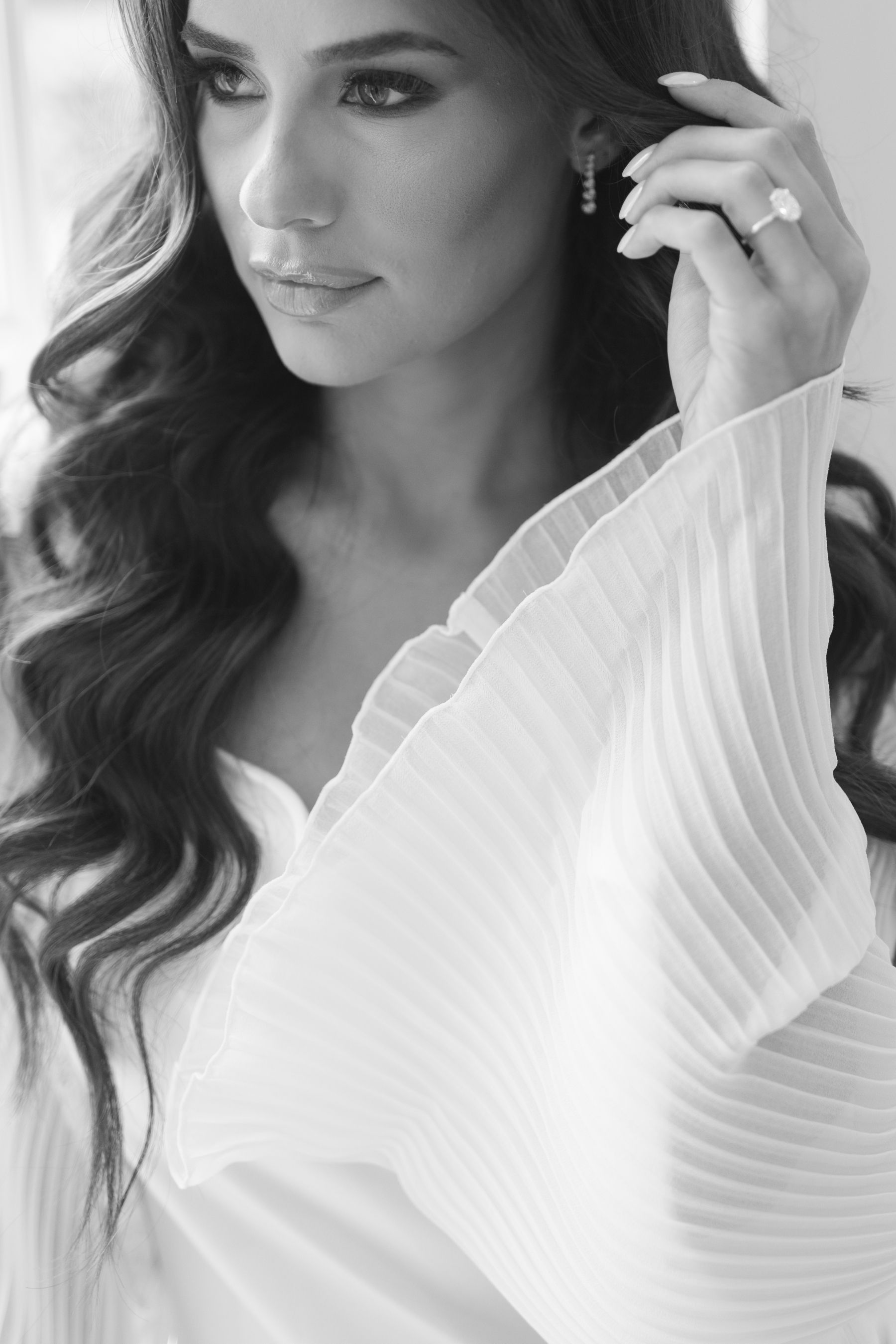 Old World Charm Meets Modern Love: Giovanna and Matthew's Dream Wedding at Shadowbrook at Shrewsbury photo