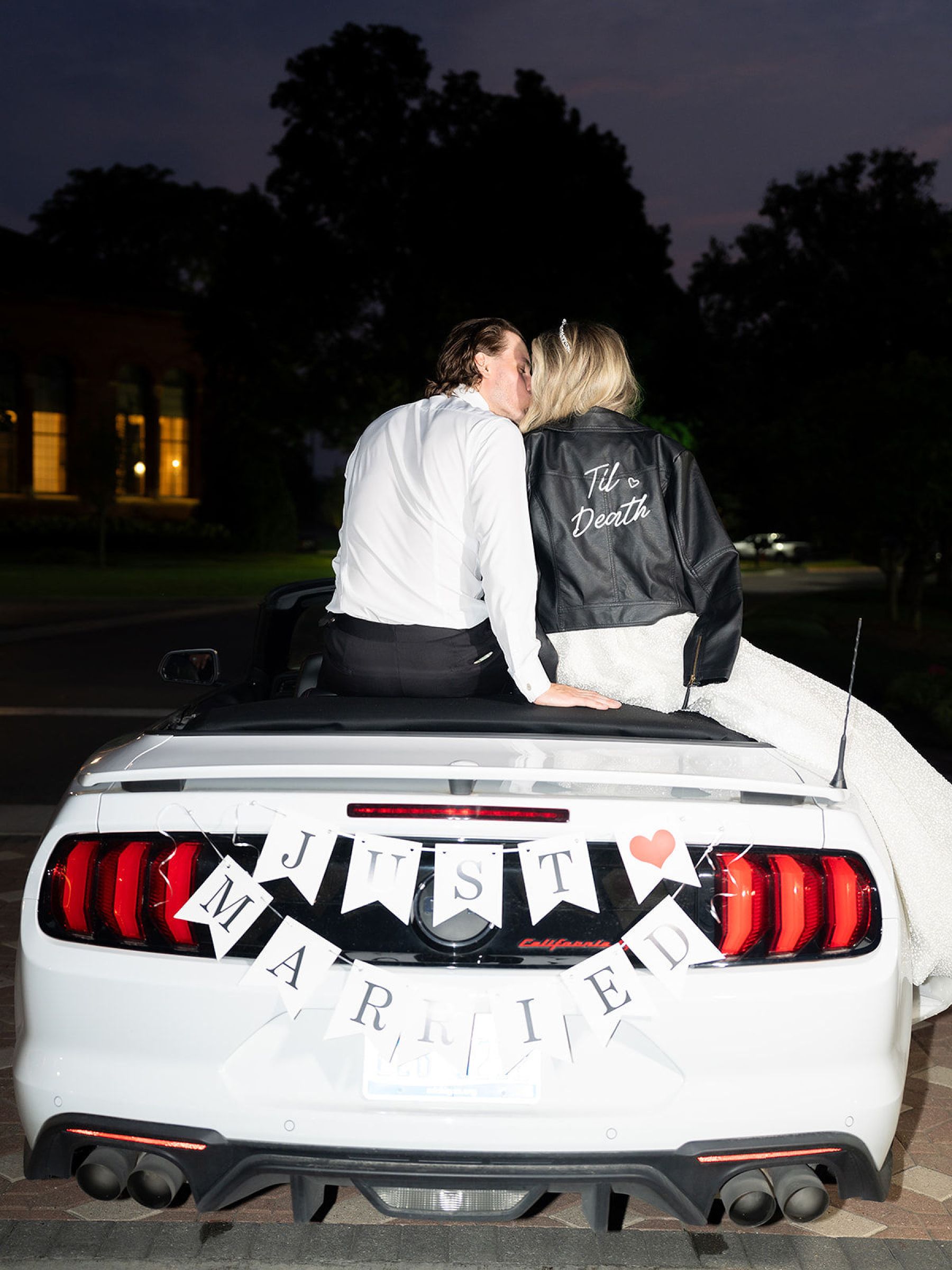 Jenna and Turner's Glamorous Black and White Wedding at Saint John’s Resort photo