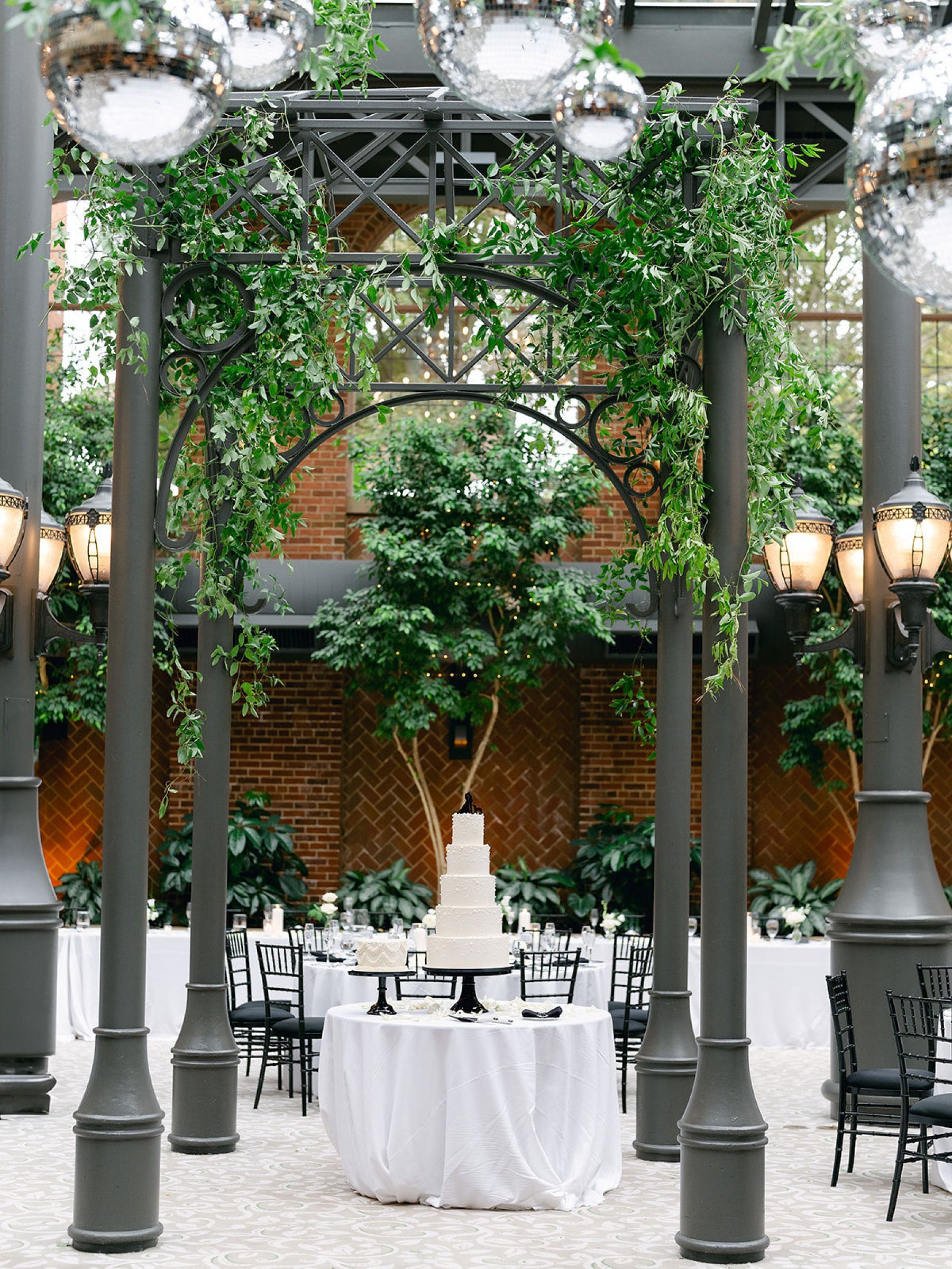 Jenna and Turner's Glamorous Black and White Wedding at Saint John’s Resort photo