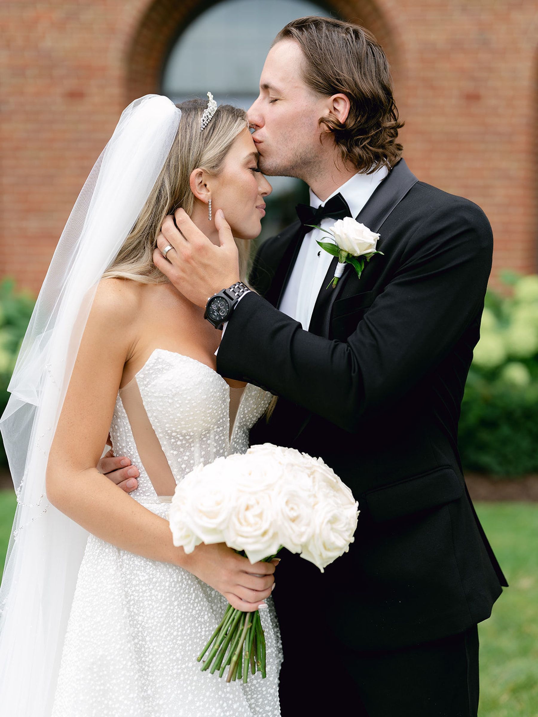 Jenna and Turner's Glamorous Black and White Wedding at Saint John’s Resort photo