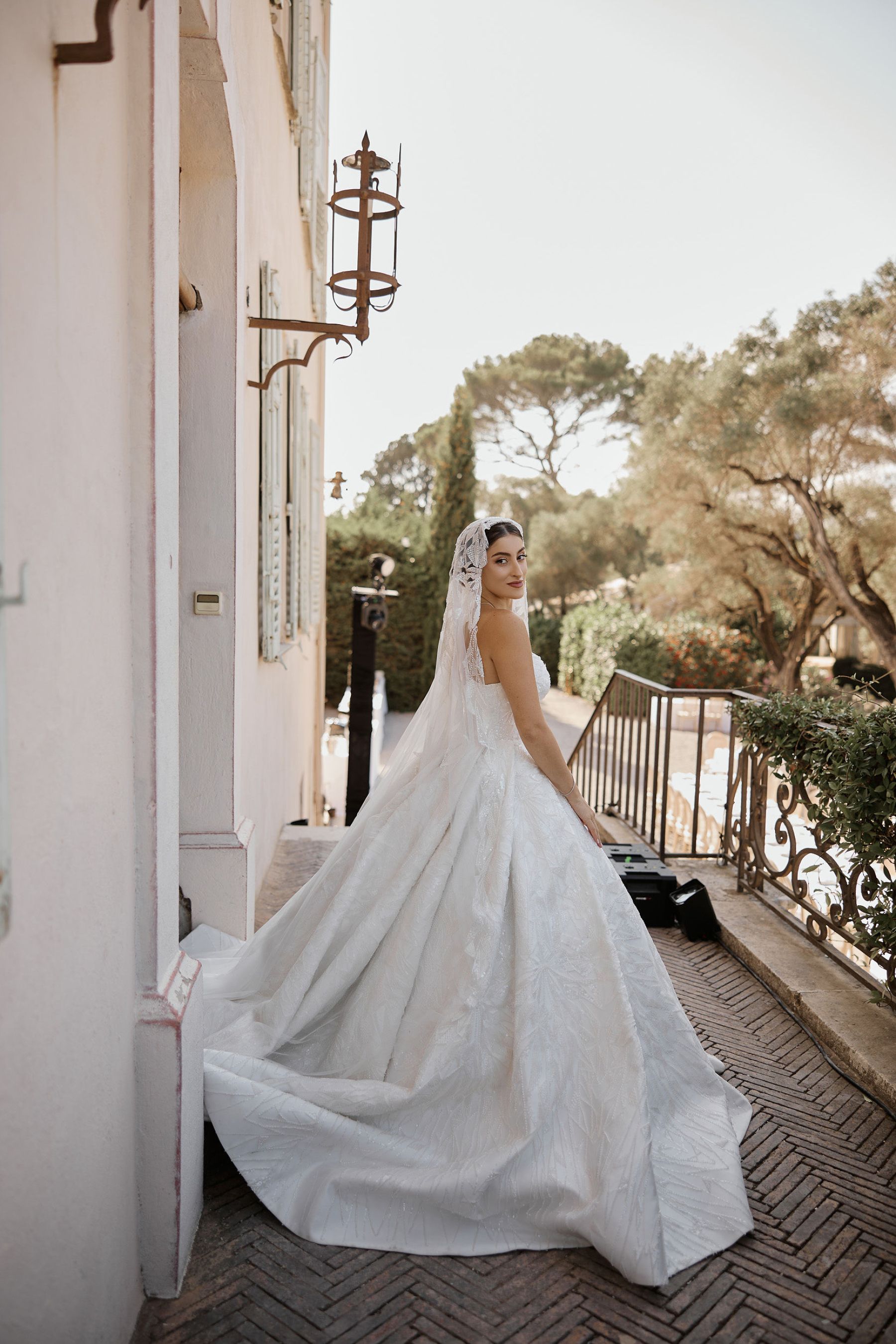 A Fairytale Come True: Emitis and Mohammed's Dreamy Wedding at Bastide du Roy  photo
