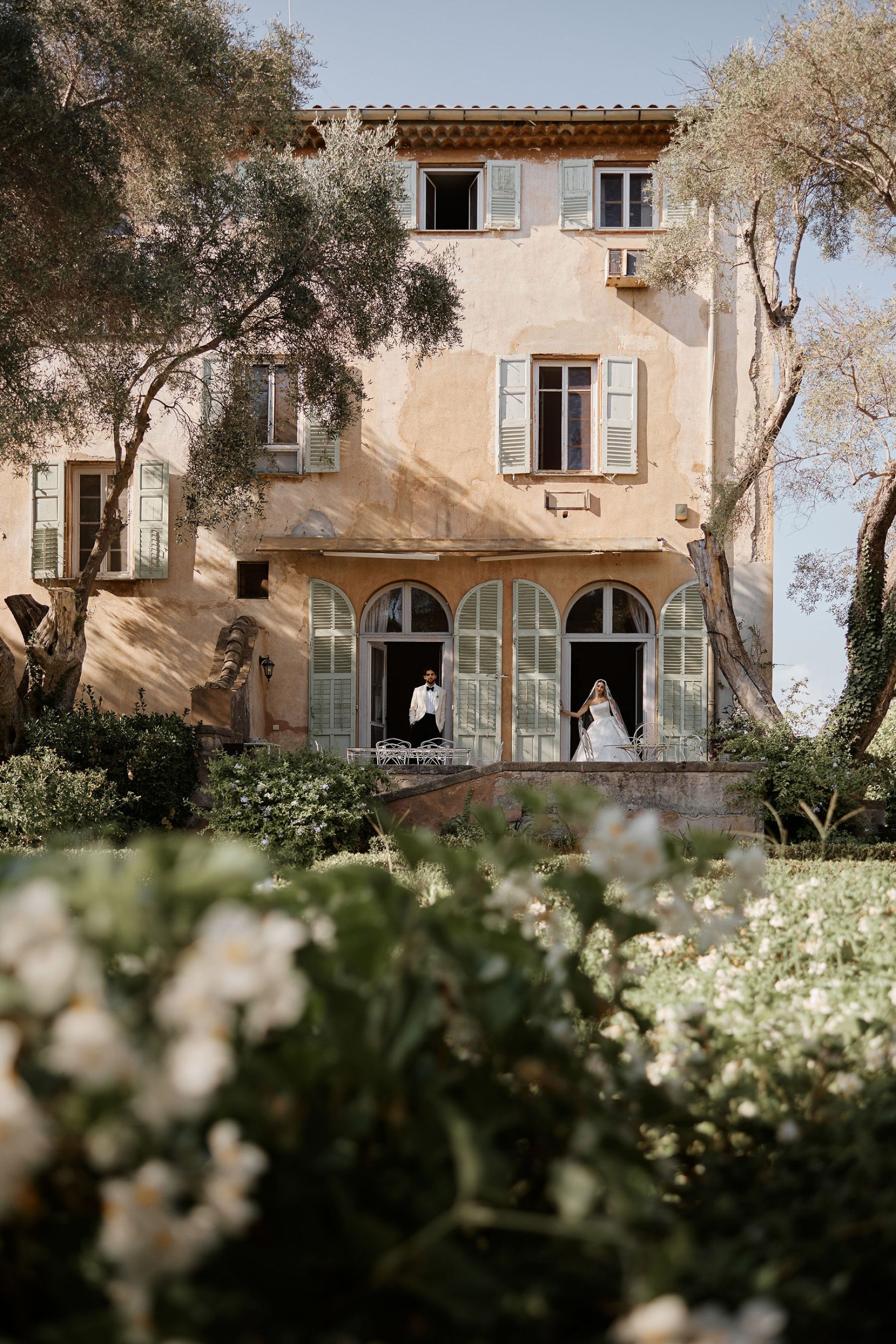 A Fairytale Come True: Emitis and Mohammed's Dreamy Wedding at Bastide du Roy  photo