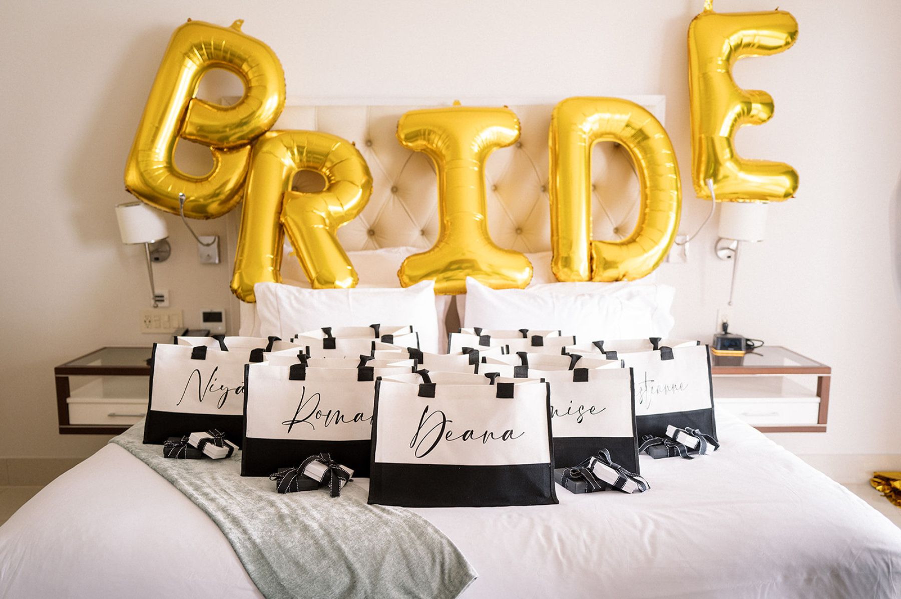 Deana &amp; Reggie: A Modern Elegant Destination Wedding at Sunset Monalisa photo