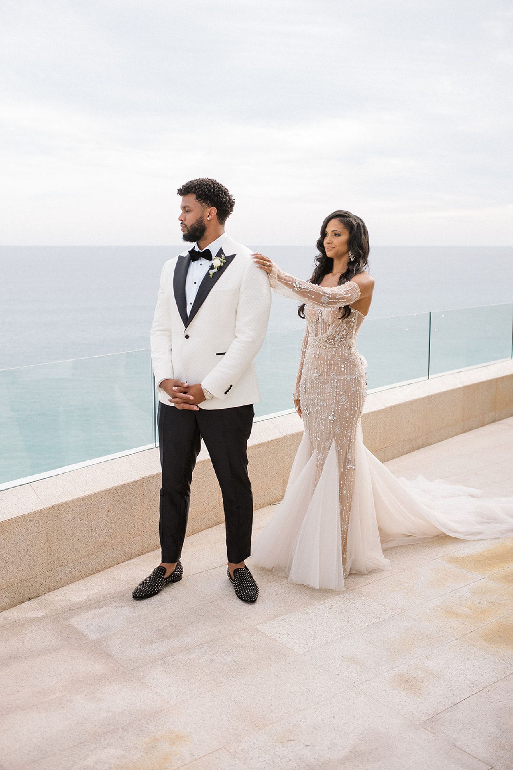 Deana &amp; Reggie: A Modern Elegant Destination Wedding at Sunset Monalisa photo