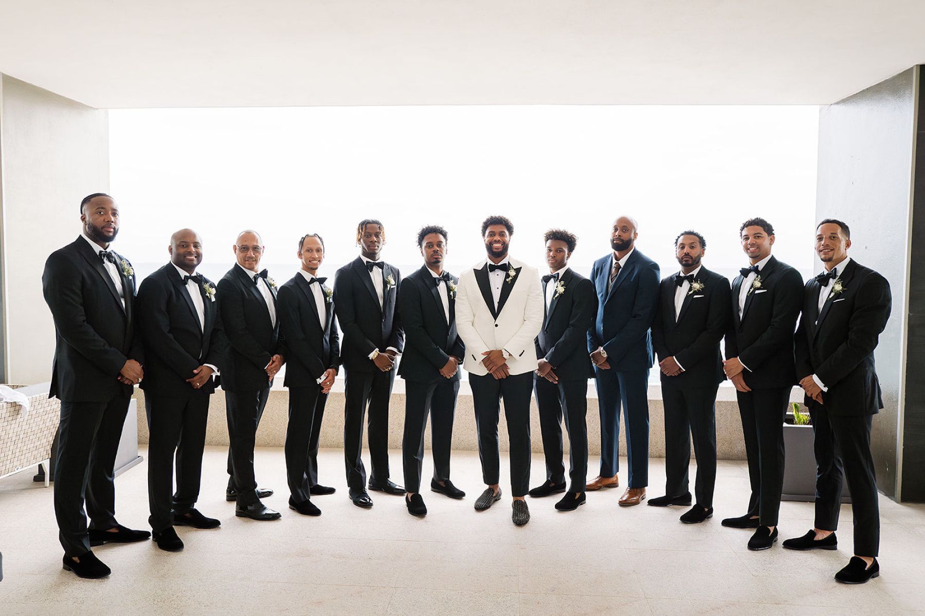 Deana &amp; Reggie: A Modern Elegant Destination Wedding at Sunset Monalisa photo