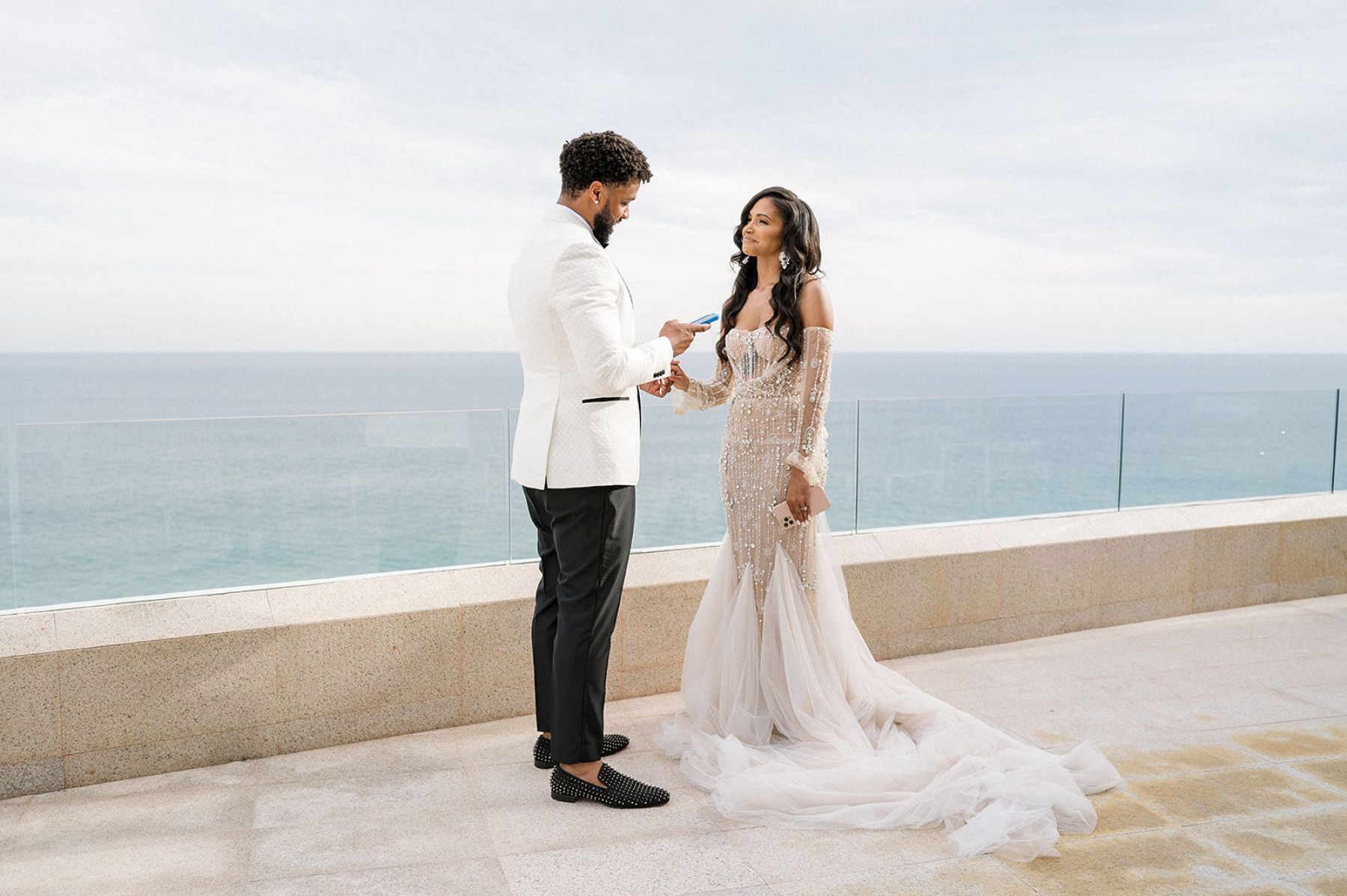 Deana &amp; Reggie: A Modern Elegant Destination Wedding at Sunset Monalisa photo