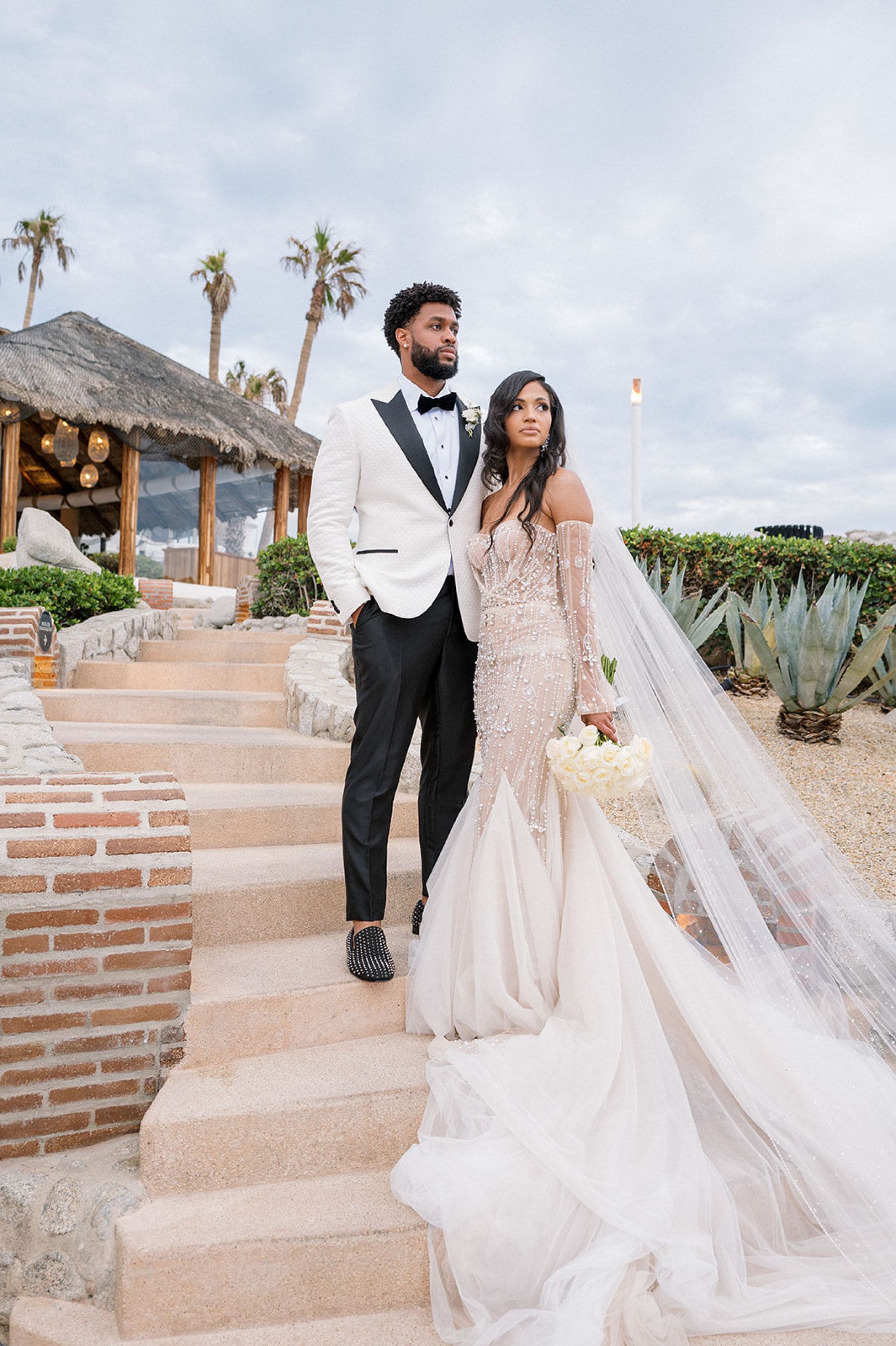 Deana &amp; Reggie: A Modern Elegant Destination Wedding at Sunset Monalisa photo