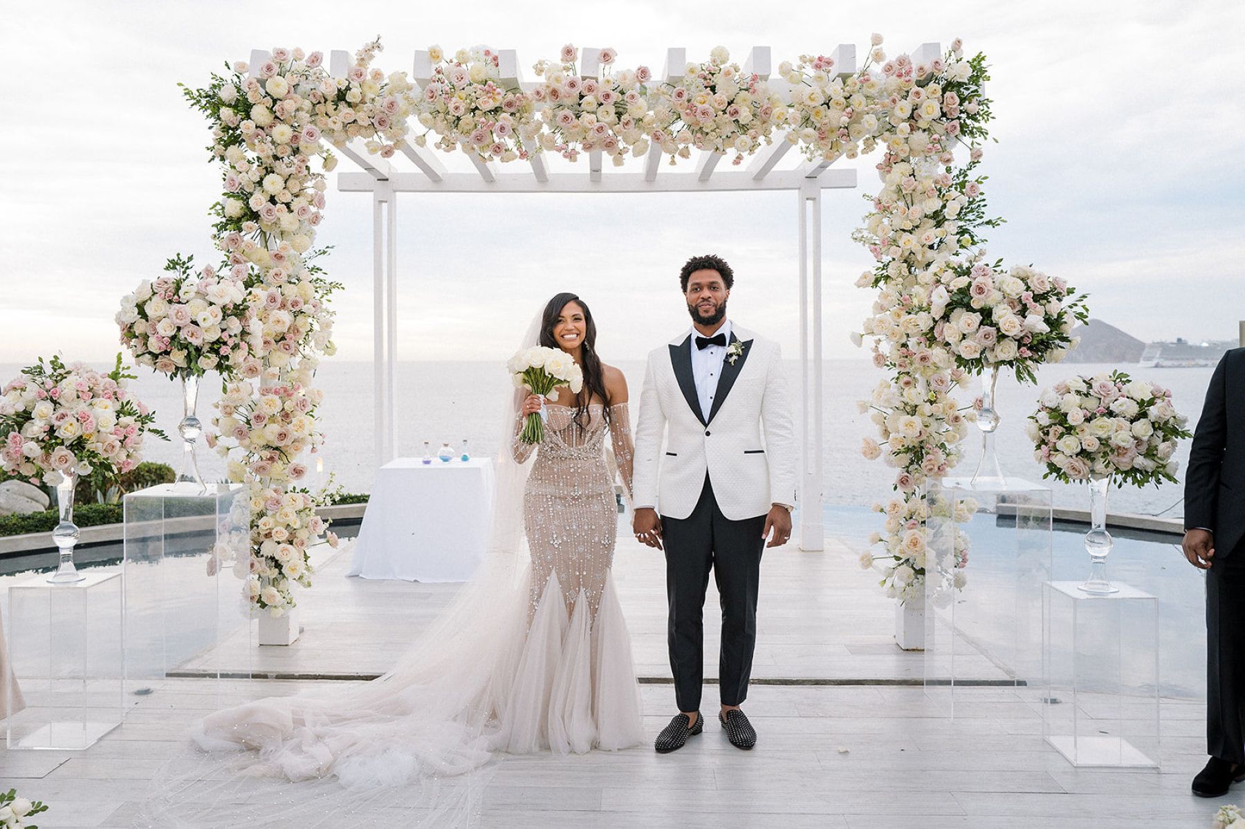 Deana &amp; Reggie: A Modern Elegant Destination Wedding at Sunset Monalisa photo
