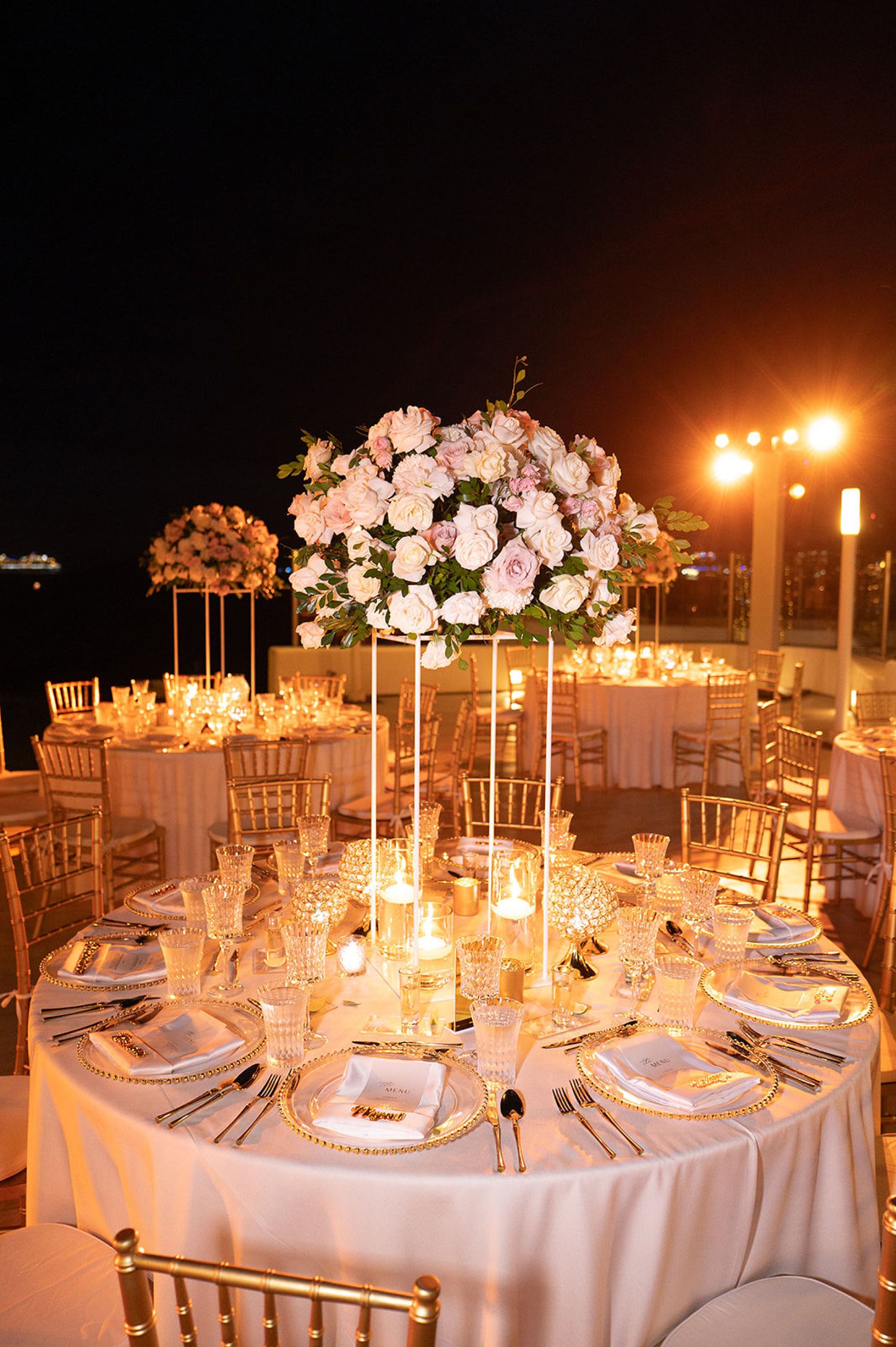 Deana &amp; Reggie: A Modern Elegant Destination Wedding at Sunset Monalisa photo