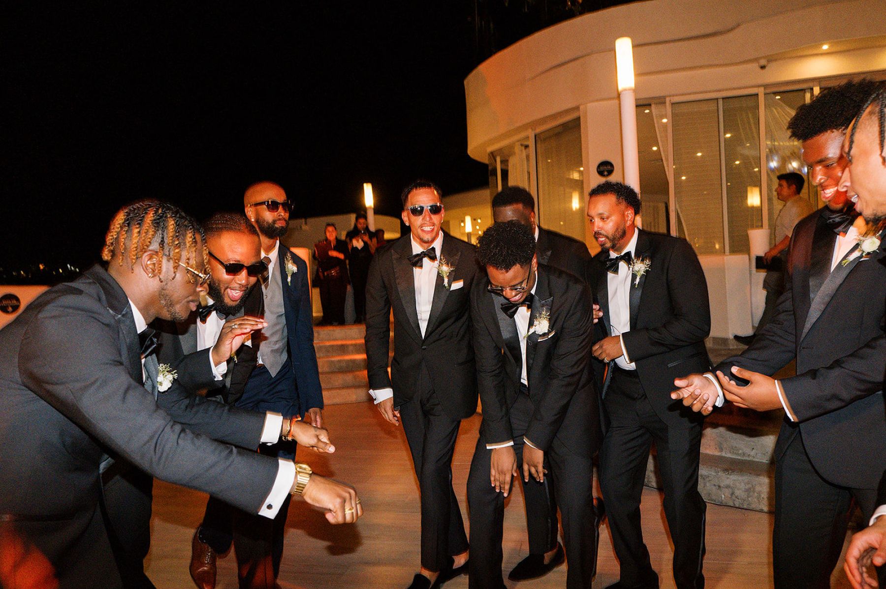 Deana &amp; Reggie: A Modern Elegant Destination Wedding at Sunset Monalisa photo