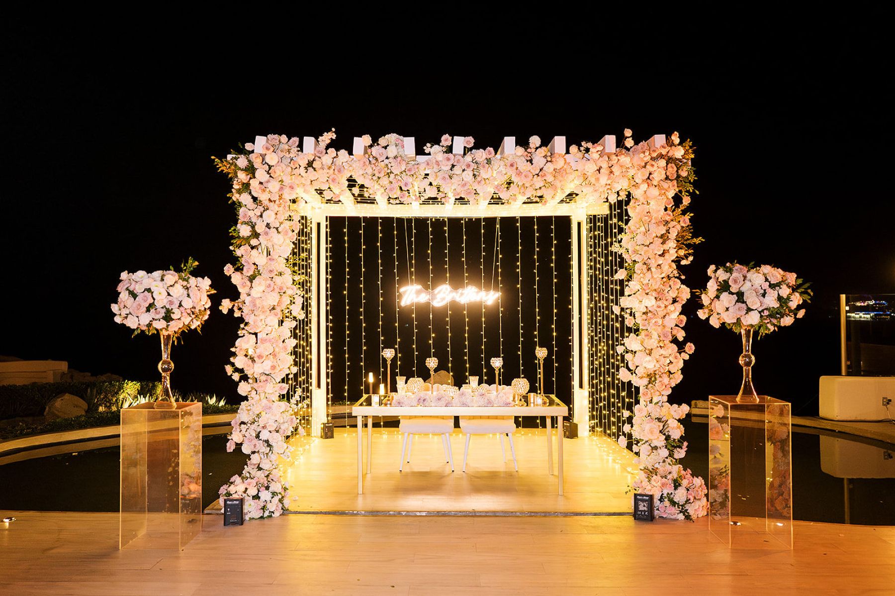 Deana &amp; Reggie: A Modern Elegant Destination Wedding at Sunset Monalisa photo