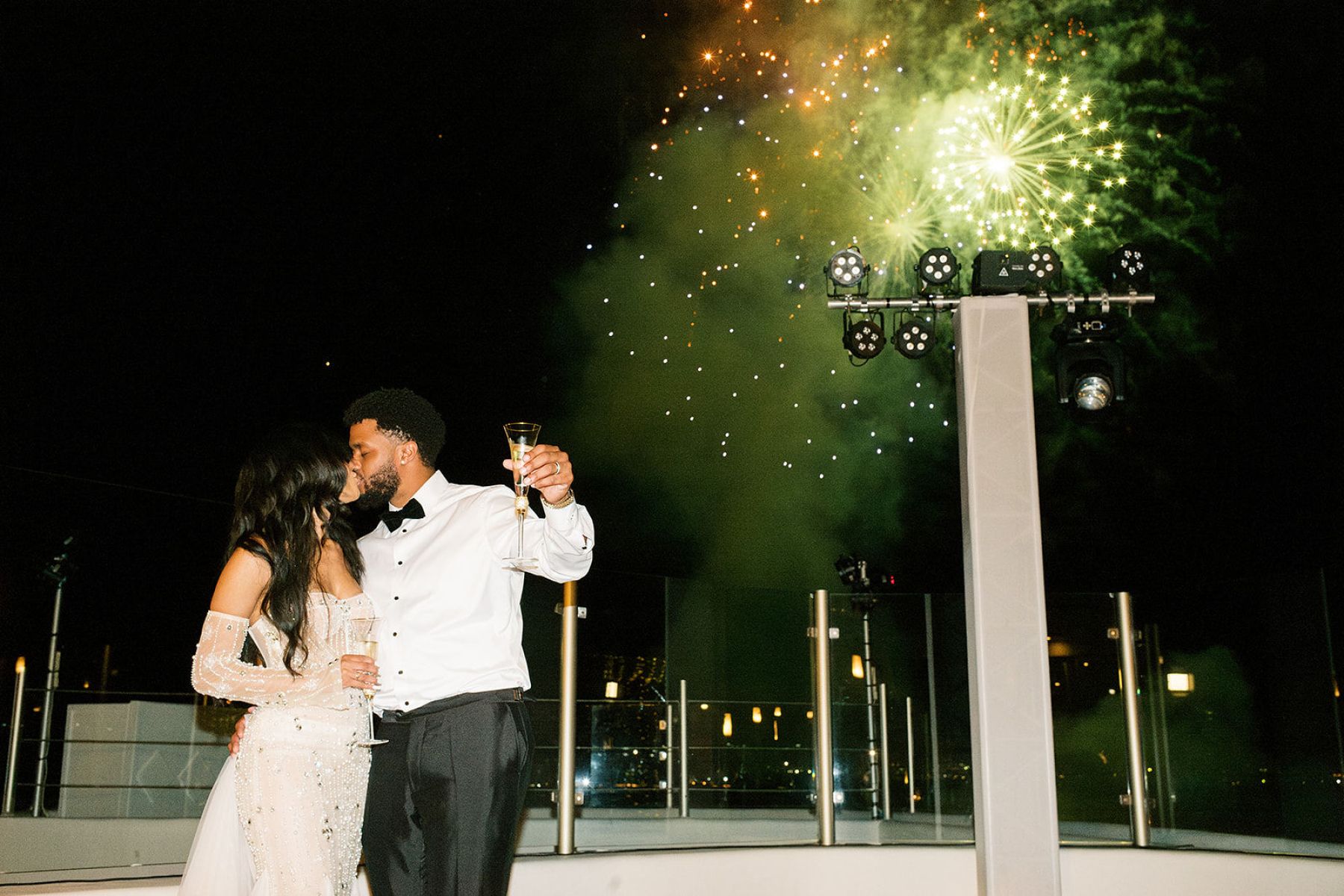 Deana &amp; Reggie: A Modern Elegant Destination Wedding at Sunset Monalisa photo