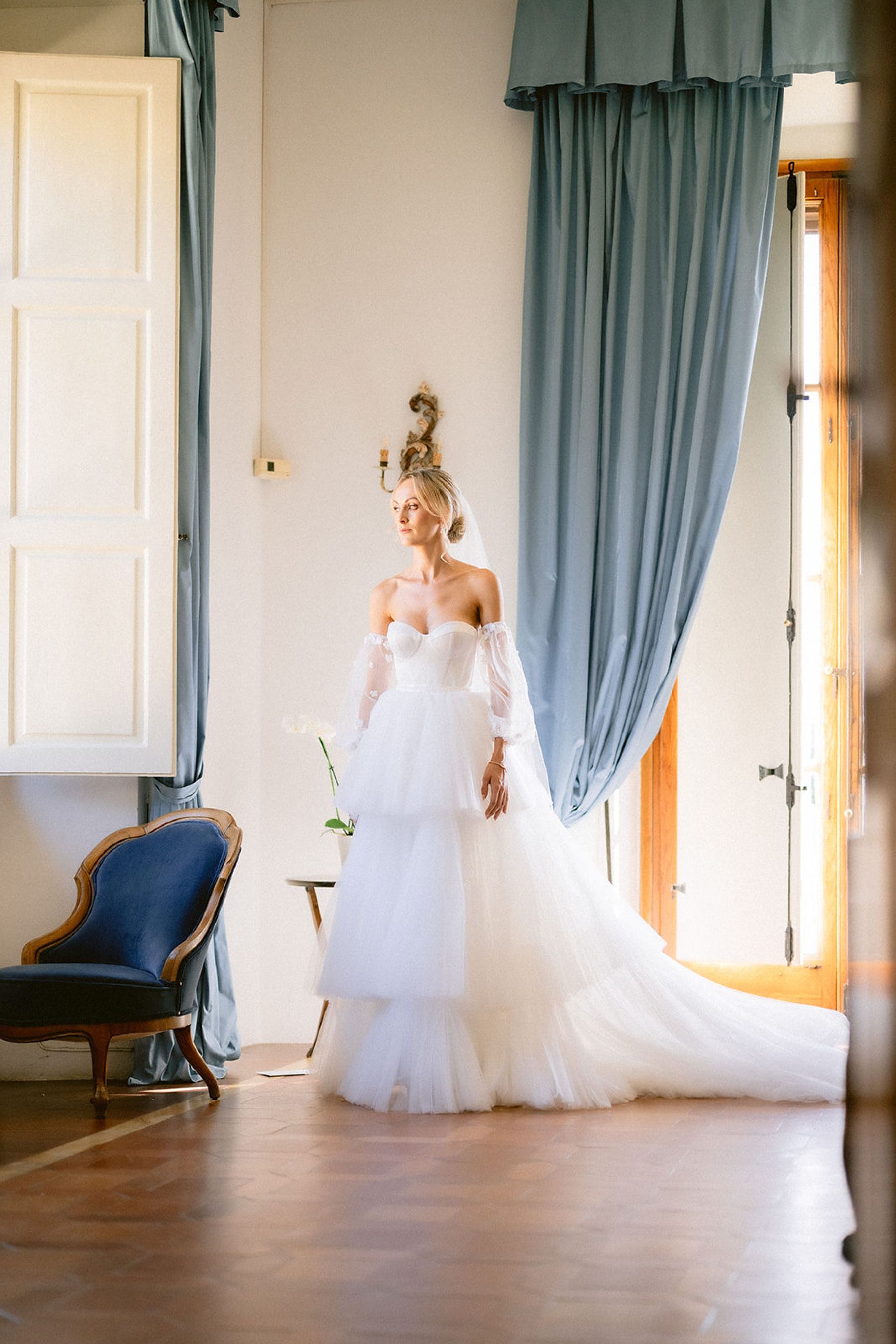 A Timeless Fairytale: Bethanie and Thomas' Enchanting Wedding at Villa Gamberaia photo