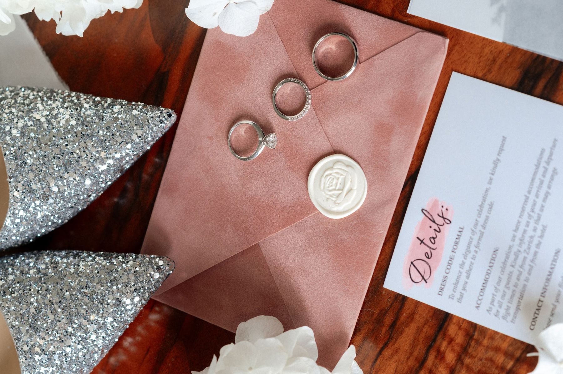 A Romantic Swiss Mountain Celebration: Alina &amp; Alex's Elegant Wedding at Villa Honegg photo