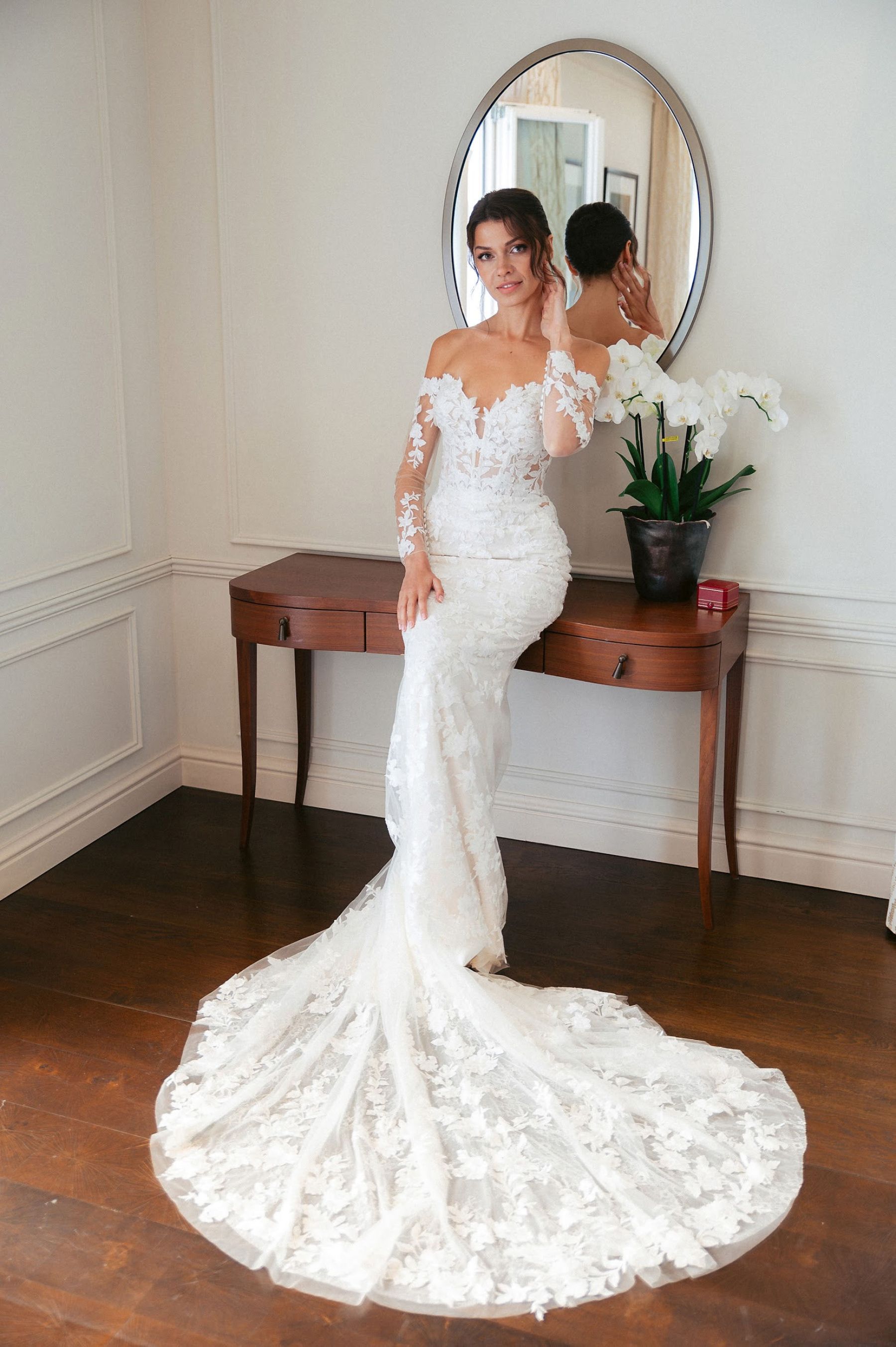 A Romantic Swiss Mountain Celebration: Alina &amp; Alex's Elegant Wedding at Villa Honegg photo