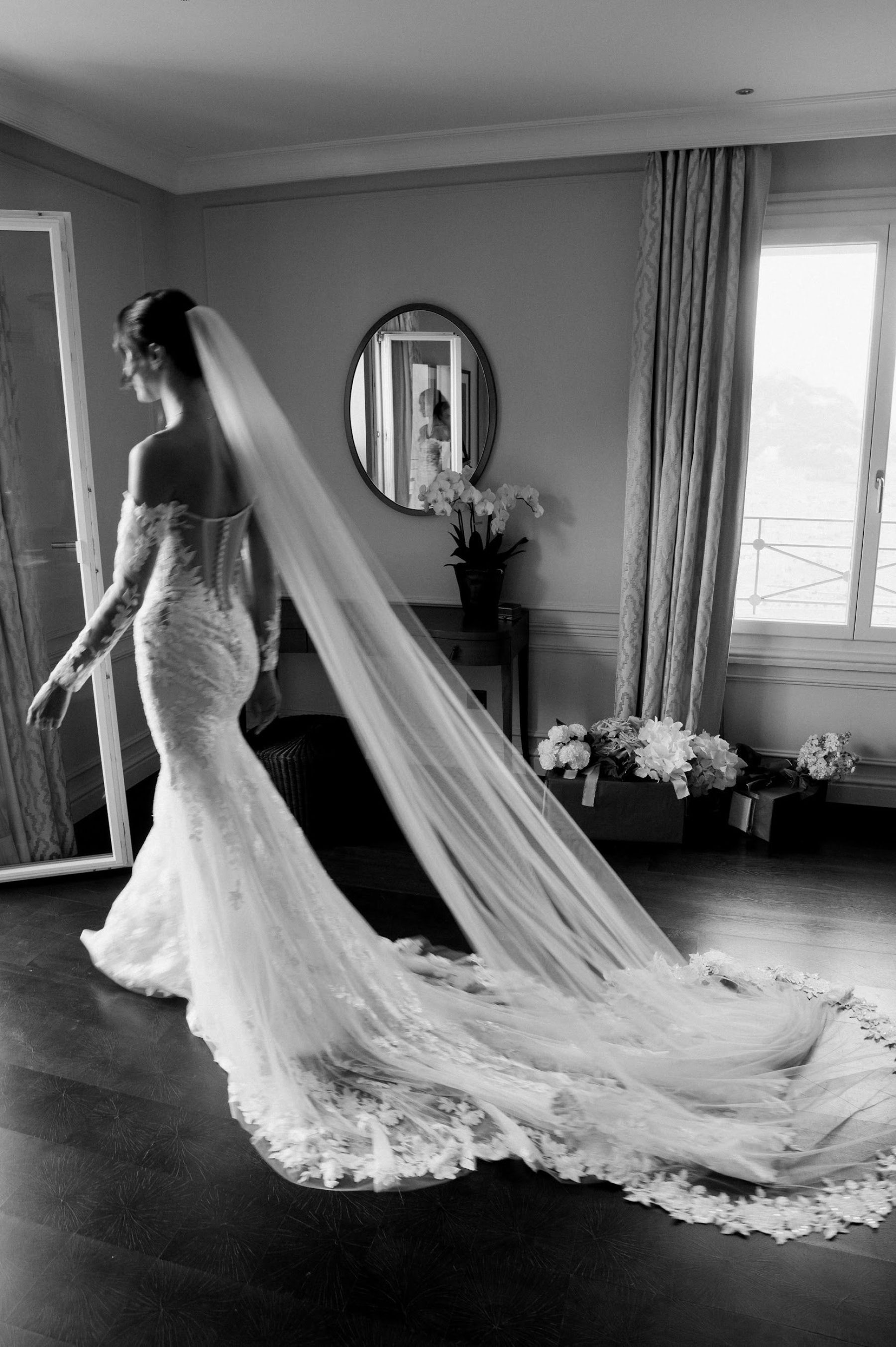 A Romantic Swiss Mountain Celebration: Alina &amp; Alex's Elegant Wedding at Villa Honegg photo