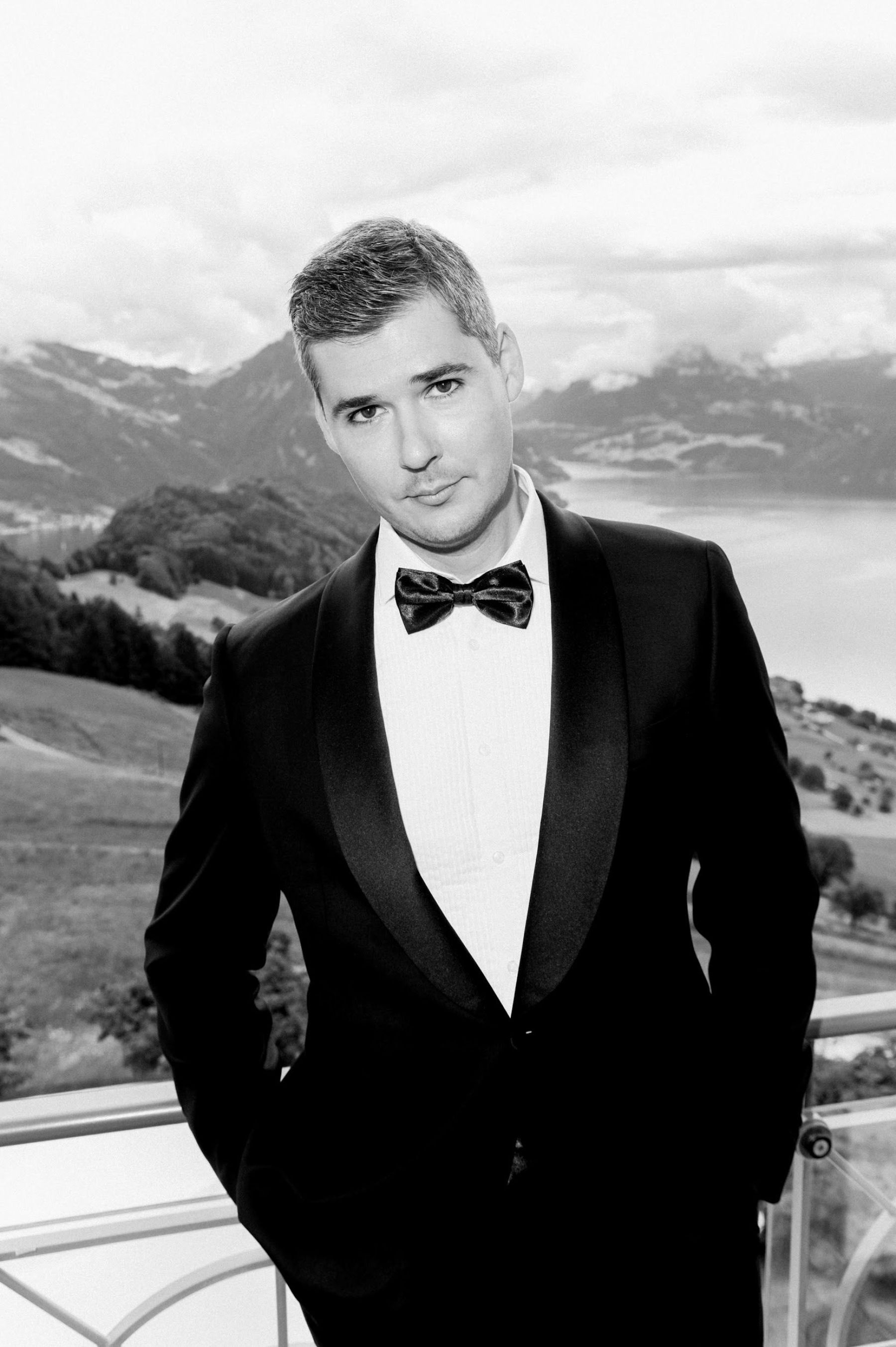 A Romantic Swiss Mountain Celebration: Alina &amp; Alex's Elegant Wedding at Villa Honegg photo