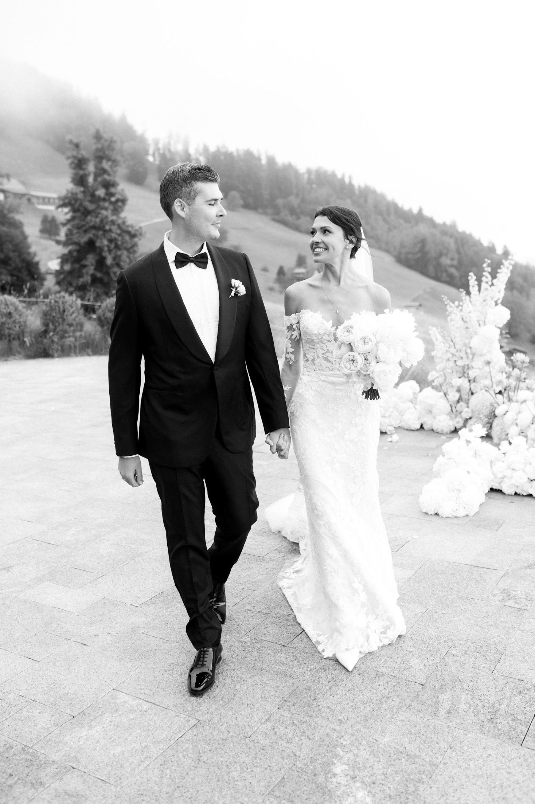 A Romantic Swiss Mountain Celebration: Alina &amp; Alex's Elegant Wedding at Villa Honegg photo