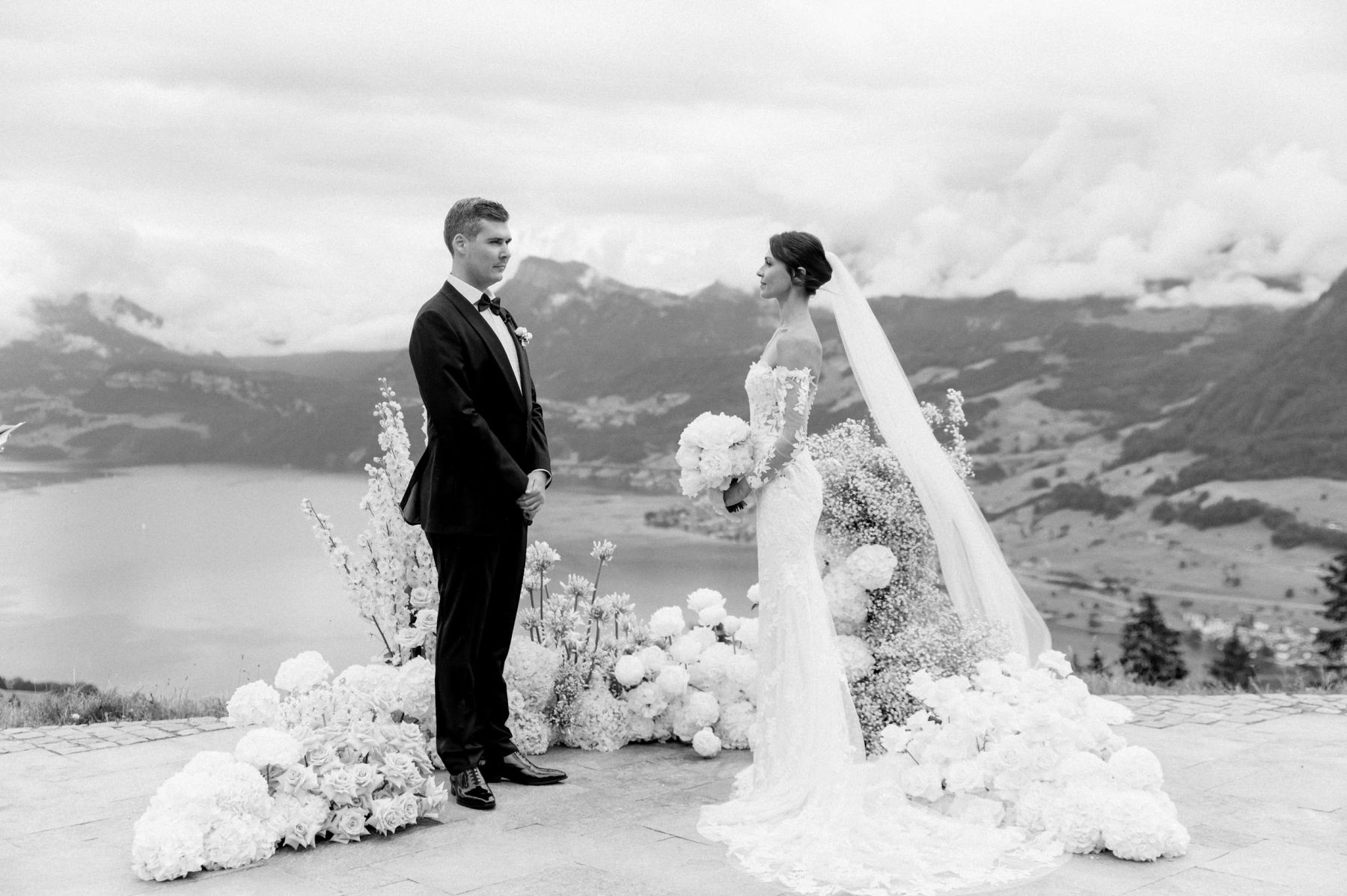 A Romantic Swiss Mountain Celebration: Alina &amp; Alex's Elegant Wedding at Villa Honegg photo