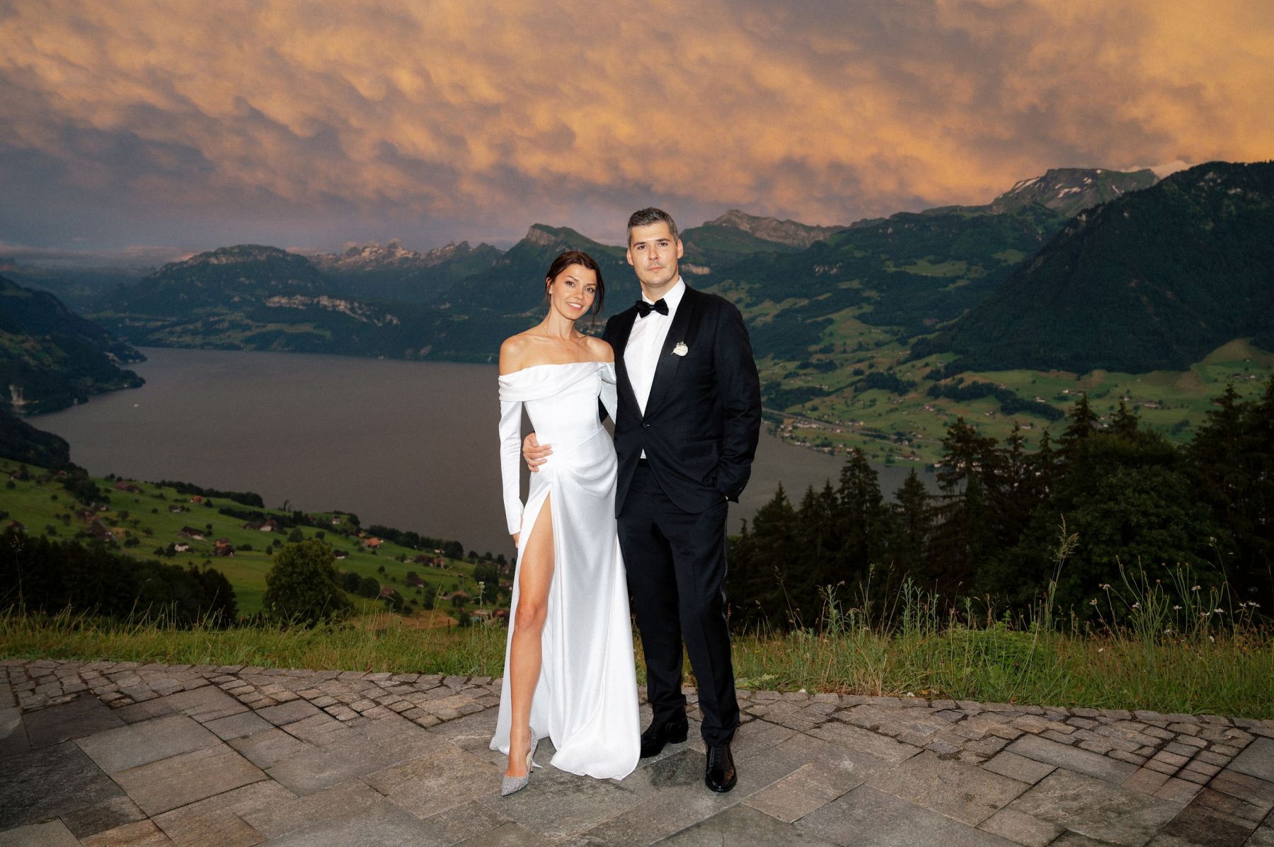 A Romantic Swiss Mountain Celebration: Alina &amp; Alex's Elegant Wedding at Villa Honegg photo