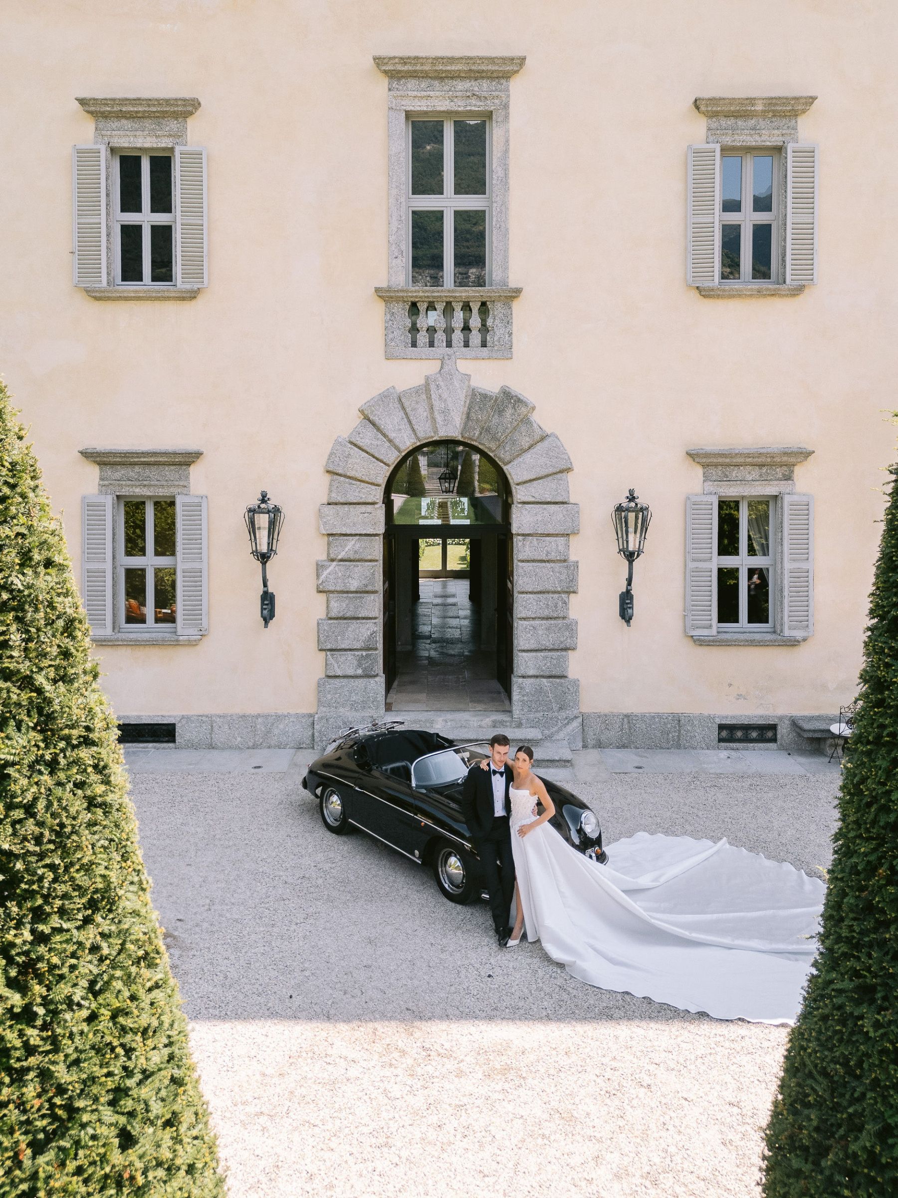 Romance in Lake Como: Liz and Kraeton’s Stunning Wedding at Villa Balbiano photo