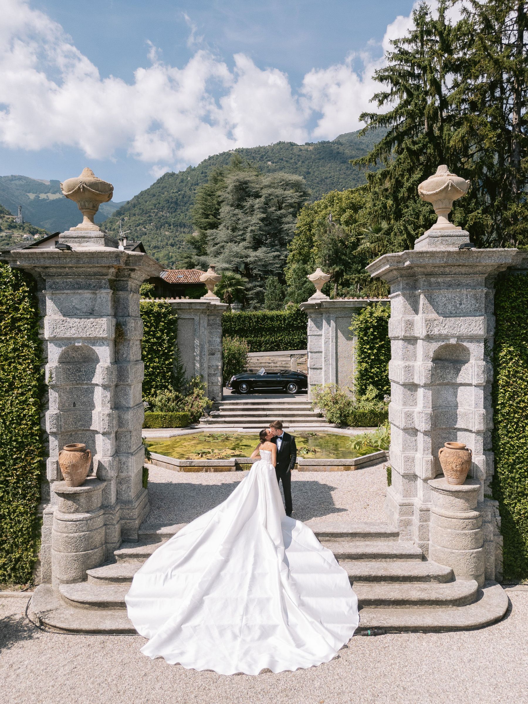 Romance in Lake Como: Liz and Kraeton’s Stunning Wedding at Villa Balbiano photo